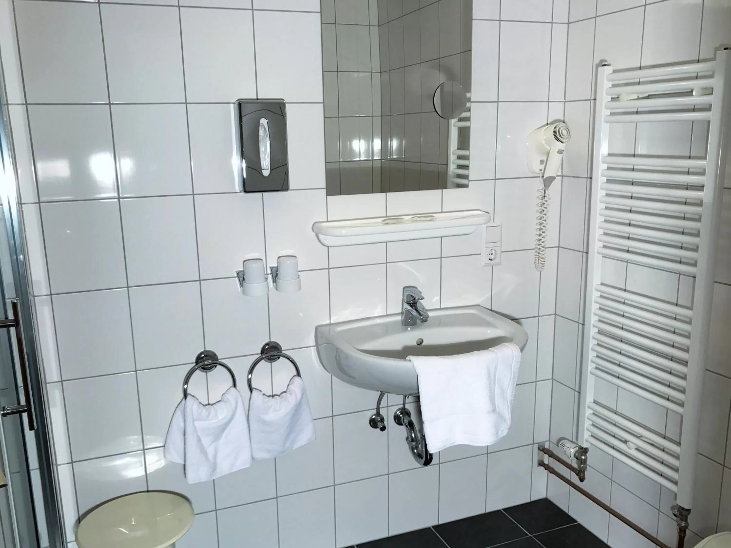 Bathroom in Hotel Rheinlust