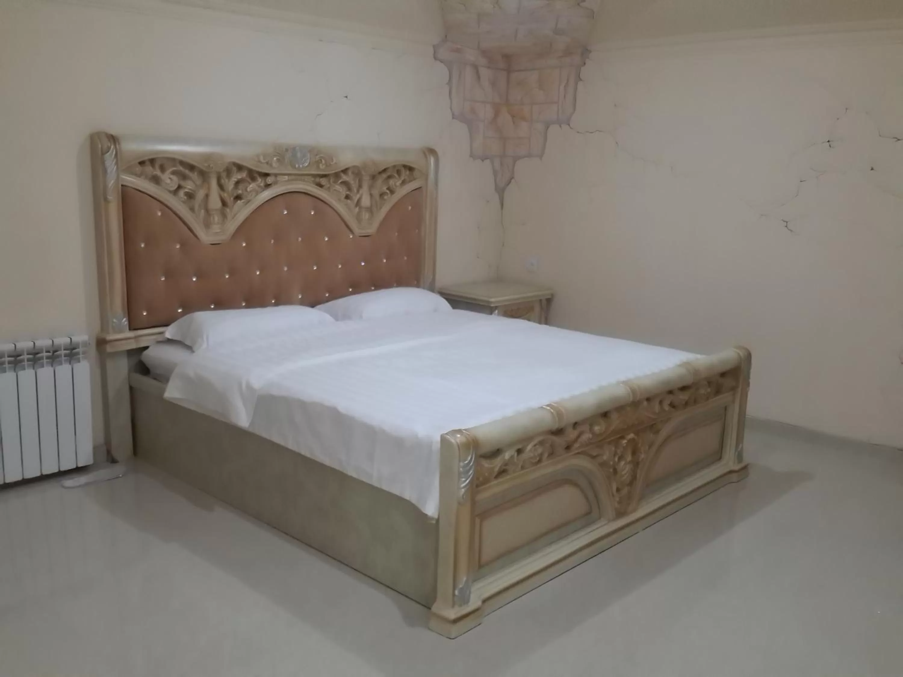 Photo of the whole room, Bed in Venezia Palazzo Hotel