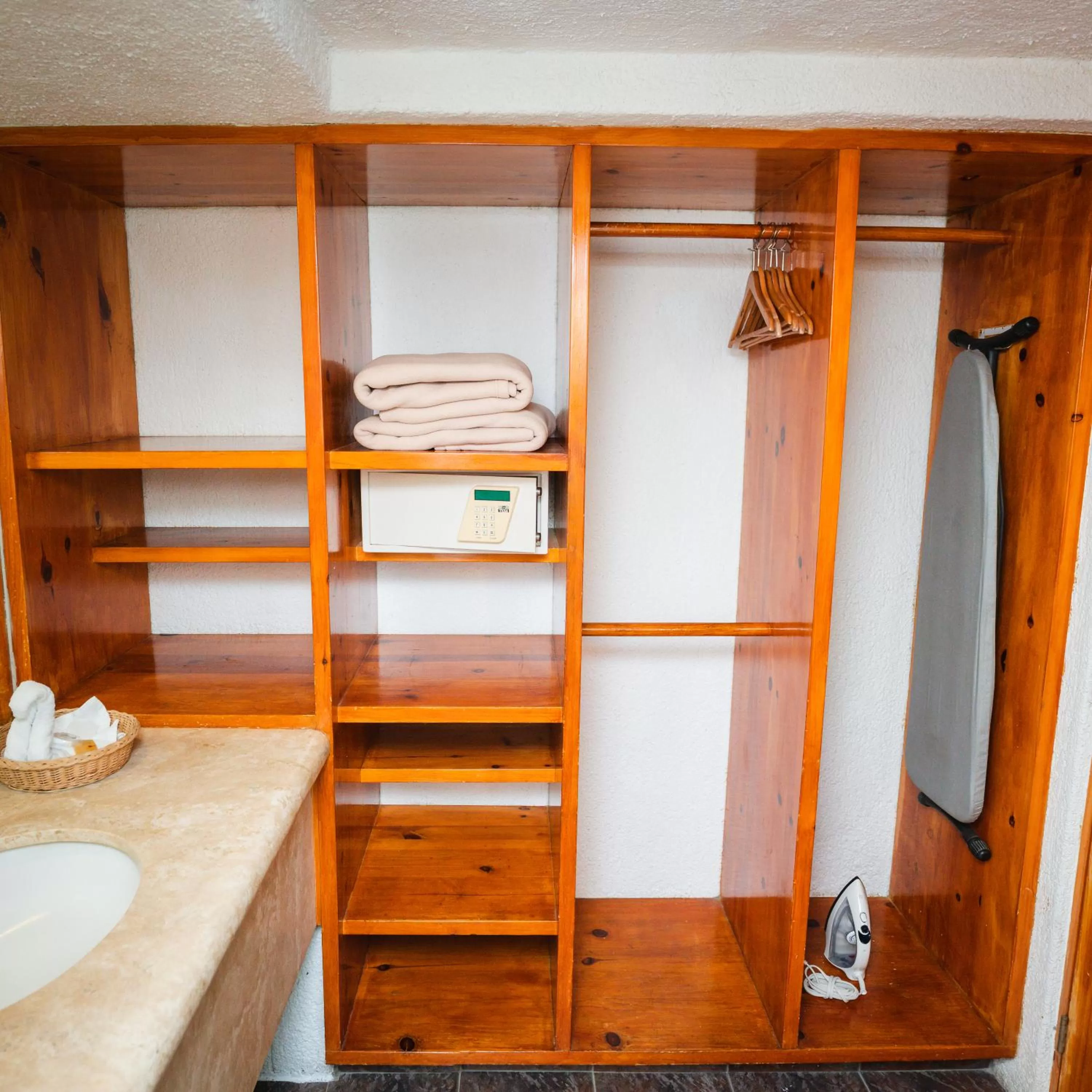 bunk bed, Bed in Hotel Los Patios