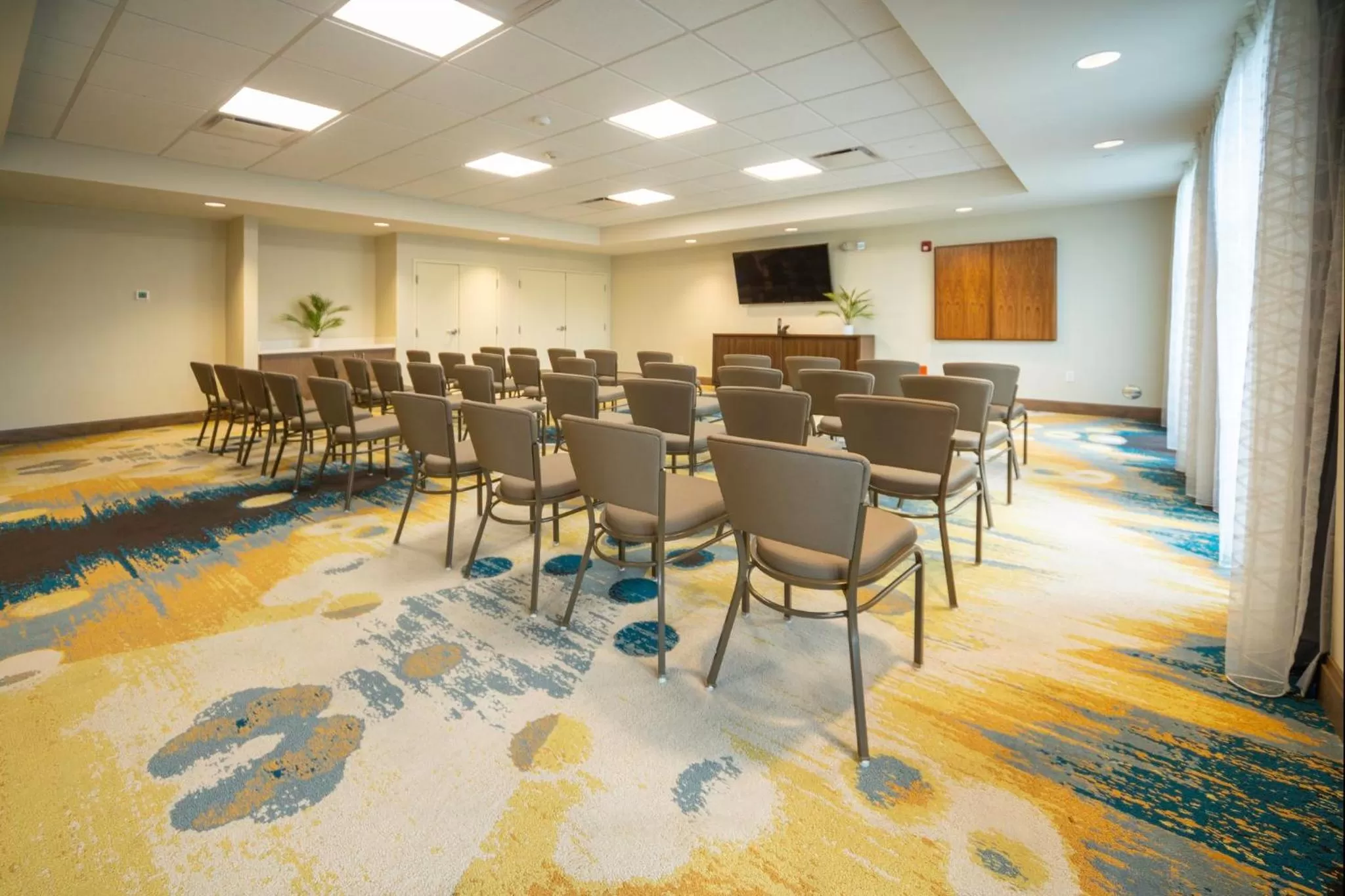 Meeting/conference room in Staybridge Suites - Summerville by IHG