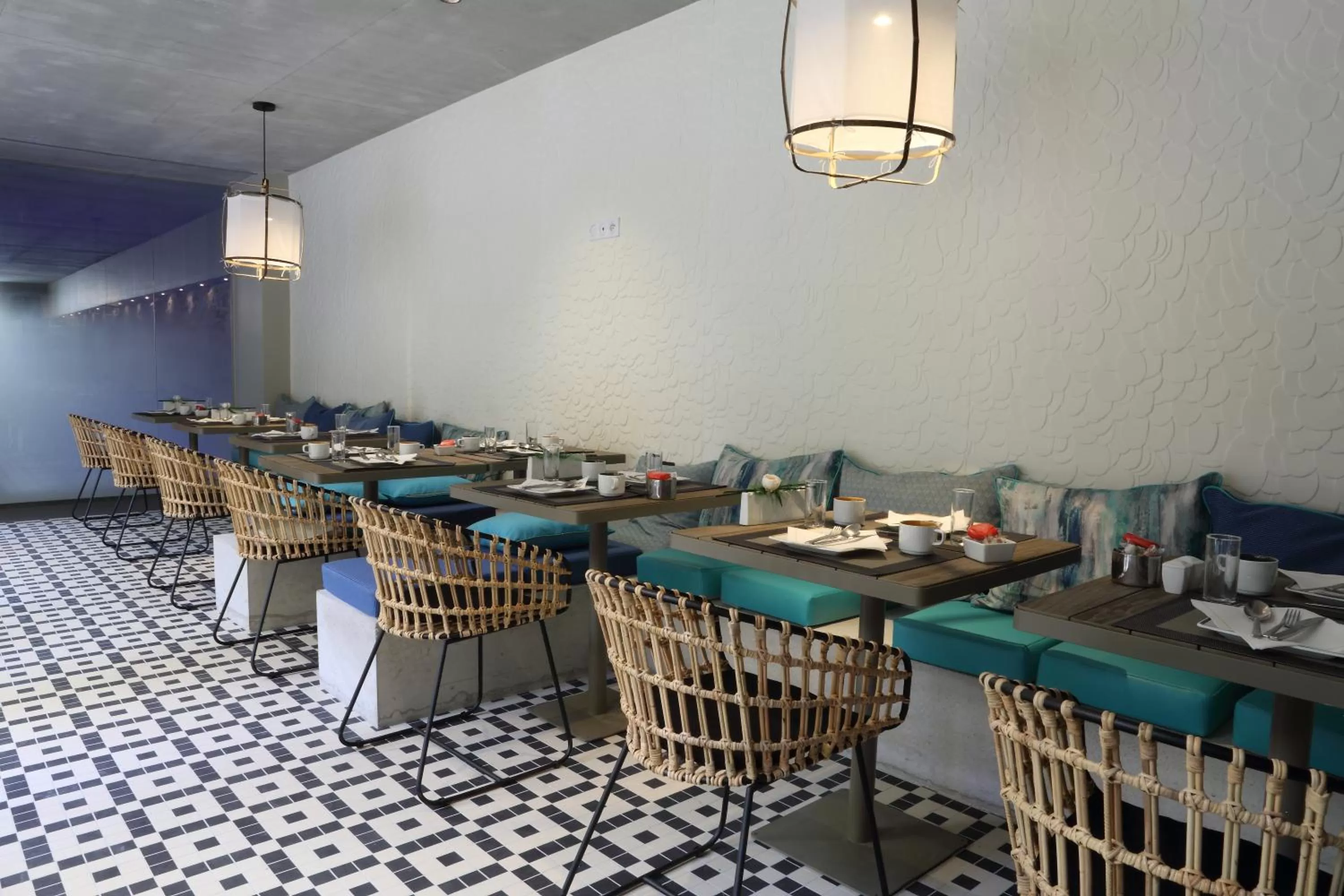 Breakfast in Best Western Plus Hôtel La Joliette