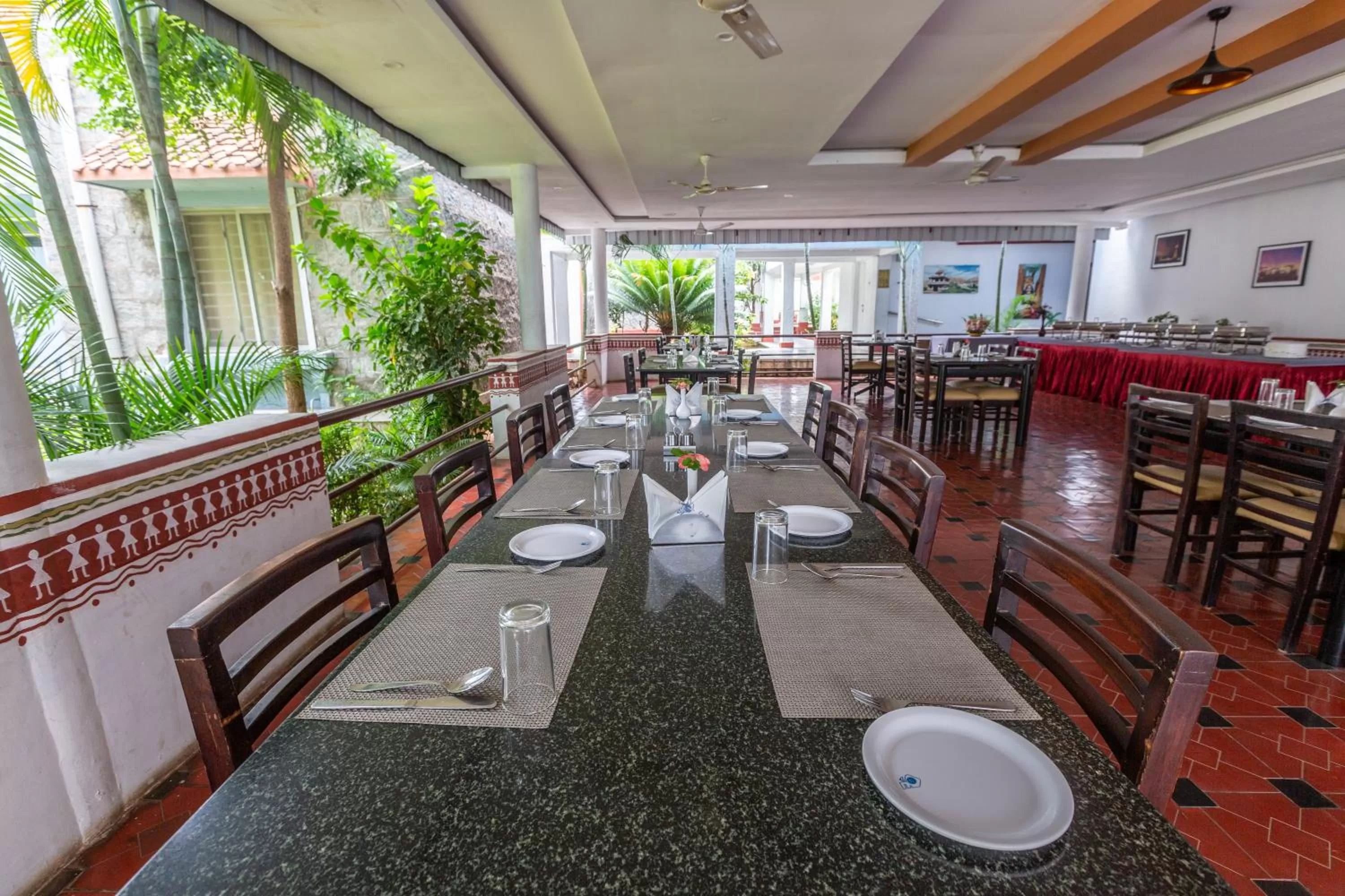 Restaurant/Places to Eat in KSTDC Hotel Mayura Bhuvaneshwari Kamalapur