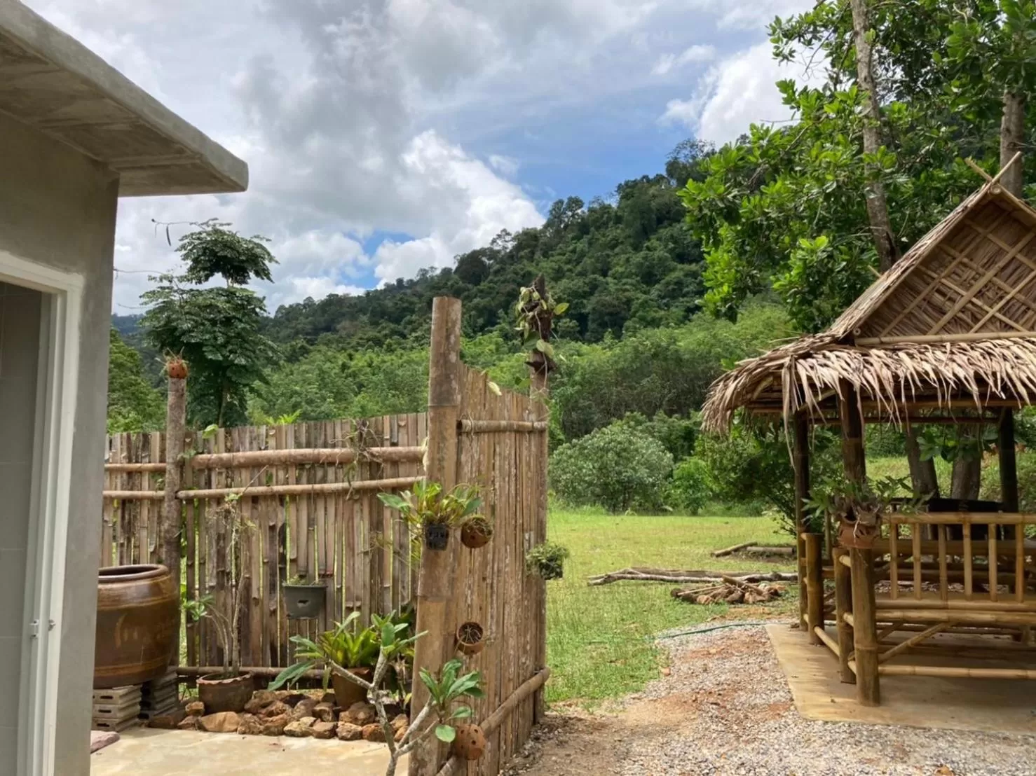 Khao Sok Hill Top Resort