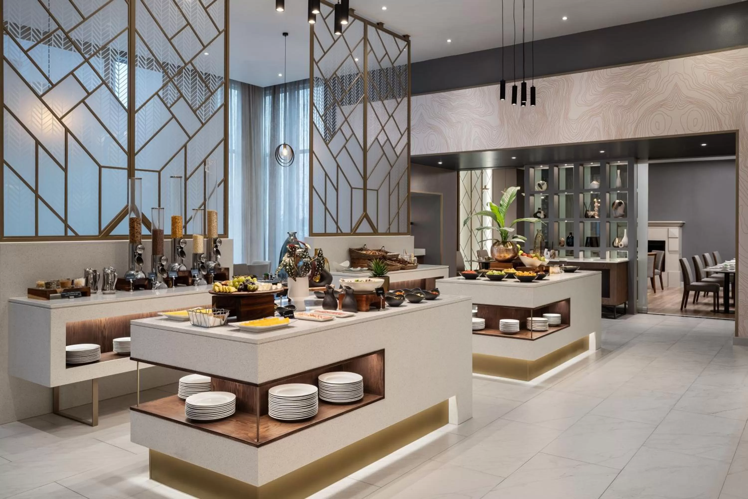 Restaurant/places to eat in Cape Town Marriott Hotel Crystal Towers