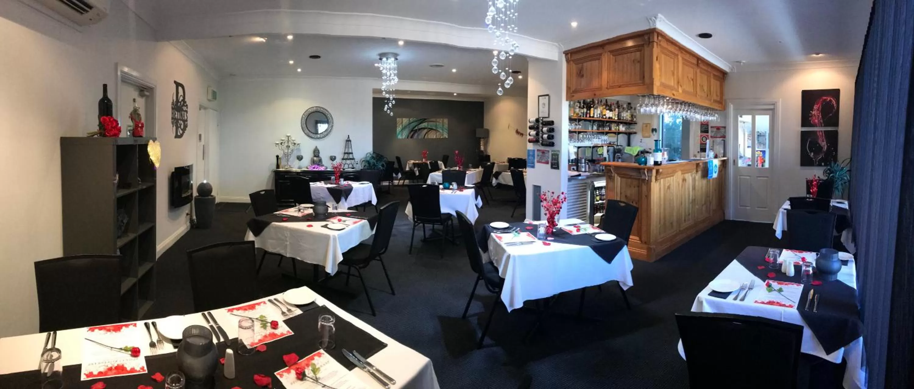 Restaurant/places to eat in Hilltop Motel