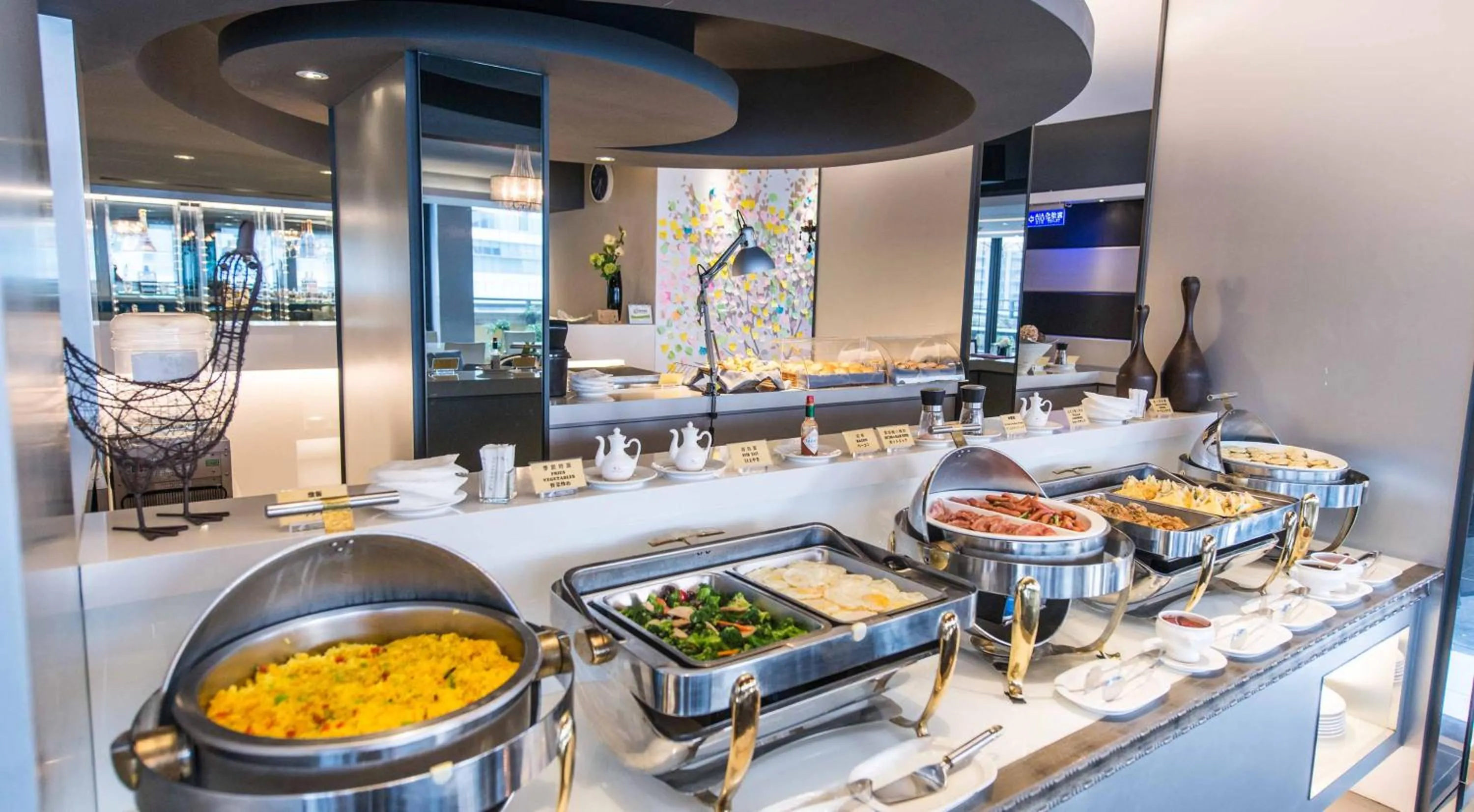 Restaurant/places to eat in Forward Hotel Taipei Nangang