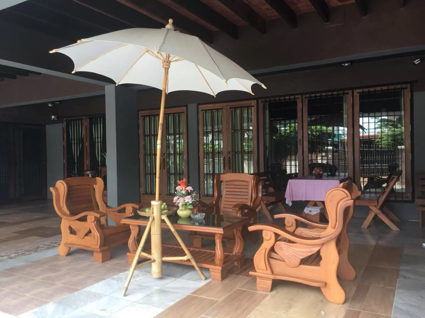 Patio in Na Siri Lake View