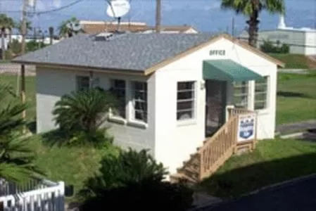 Property building in Knights Inn Corpus Christi