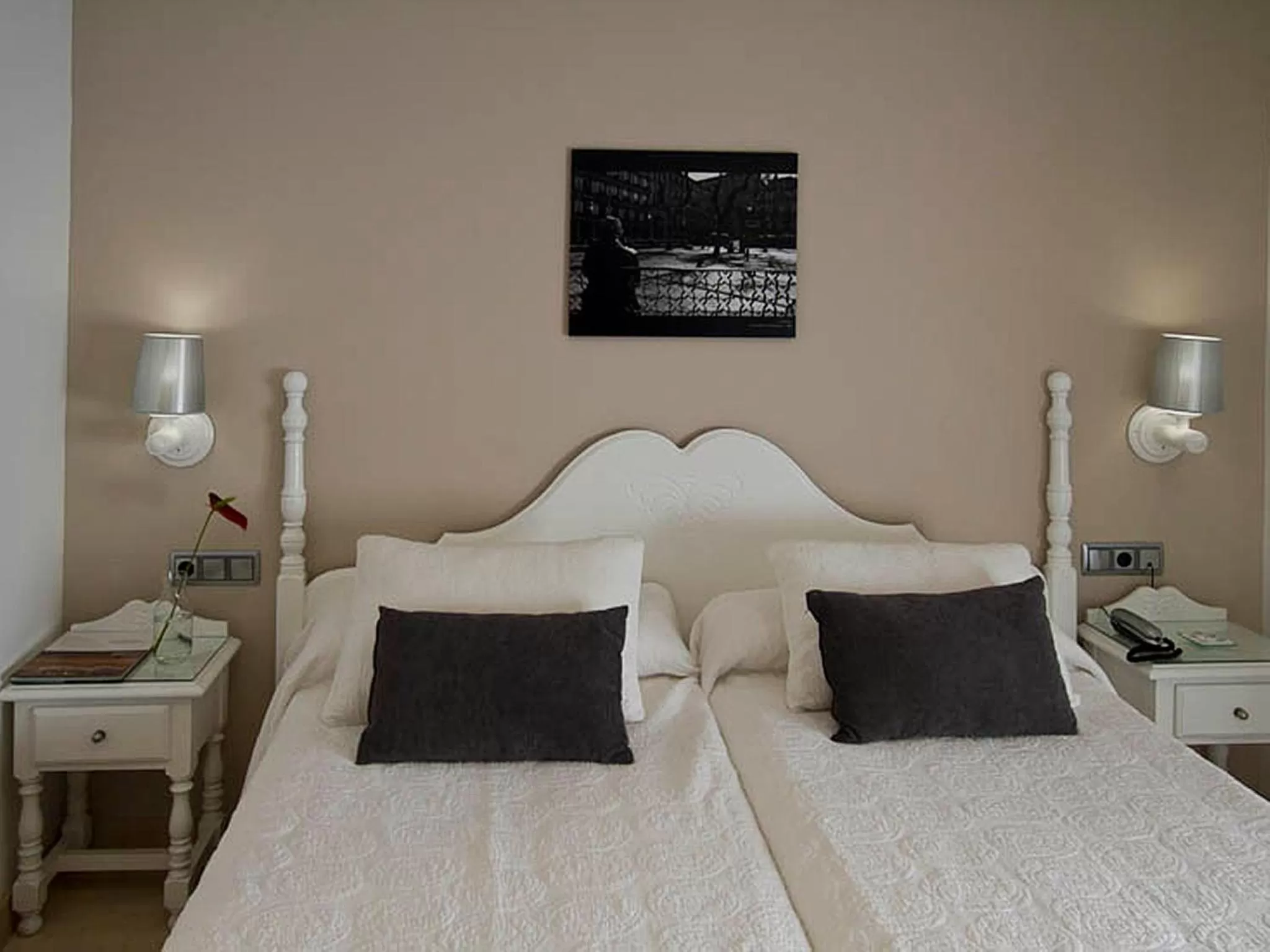 Bed in Hotel Carlos V