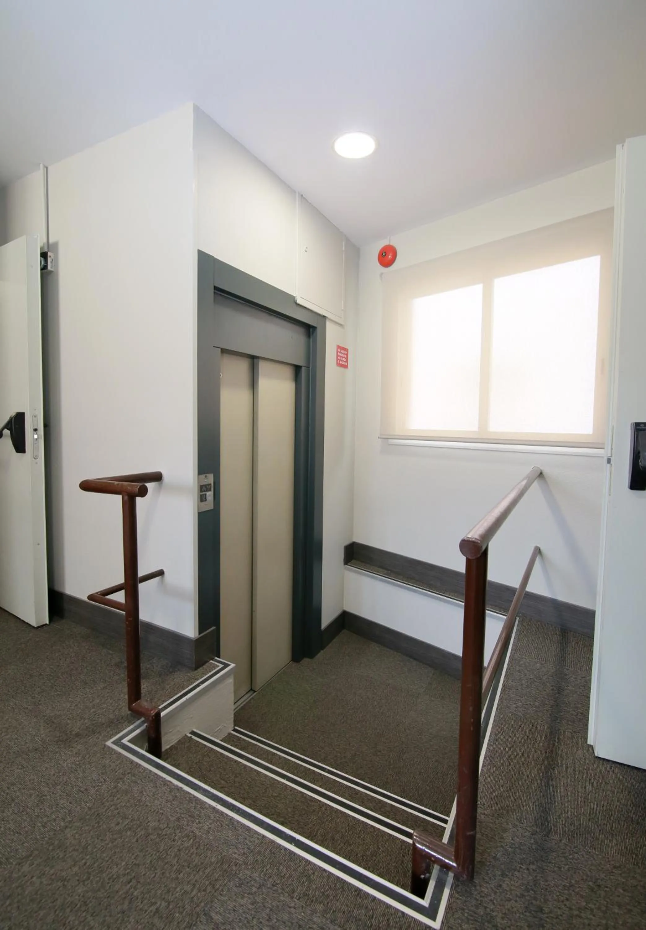 Property building, Bed in Hotel Esplugues