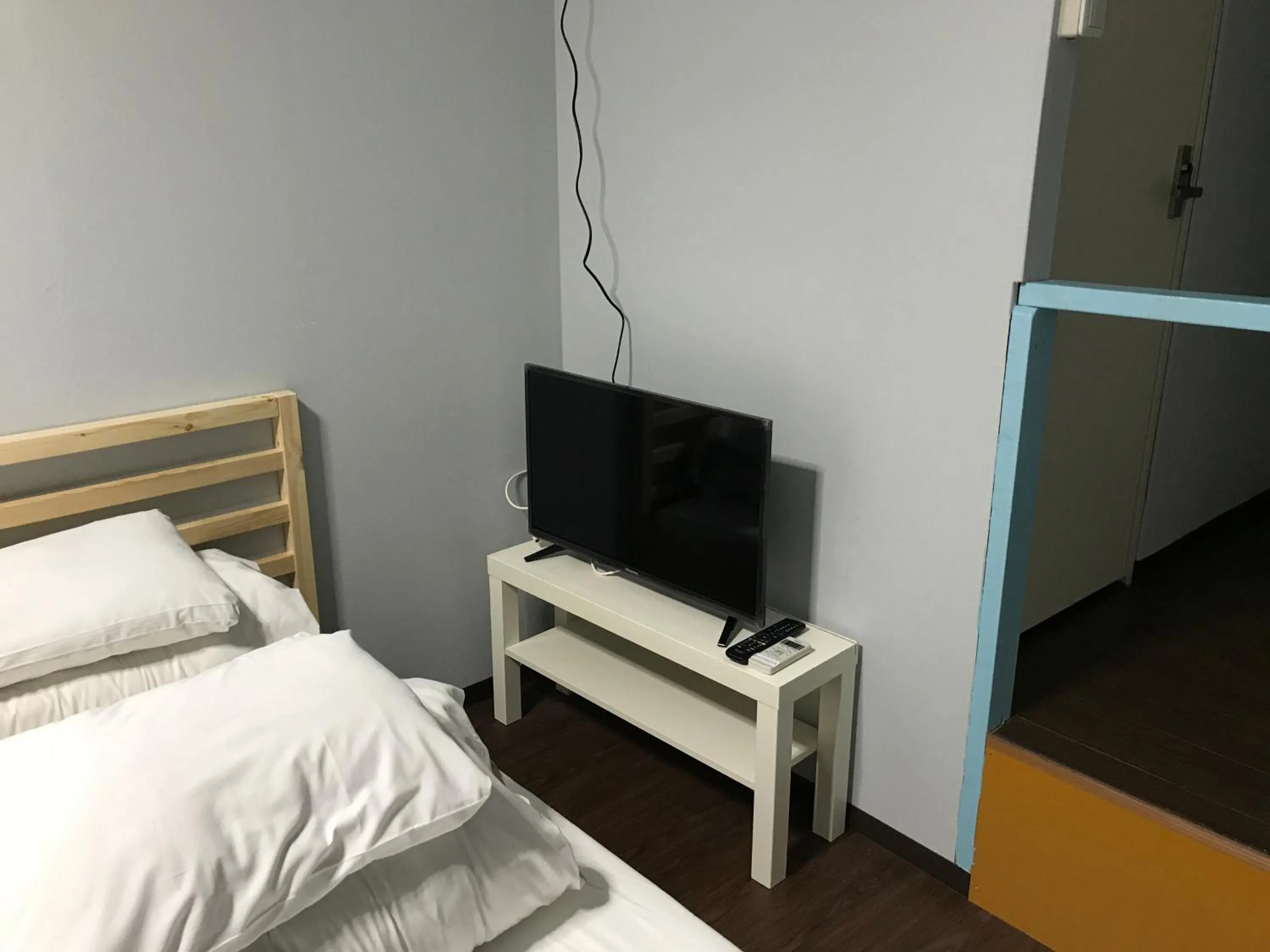 Bed in Sophiearth Apartment