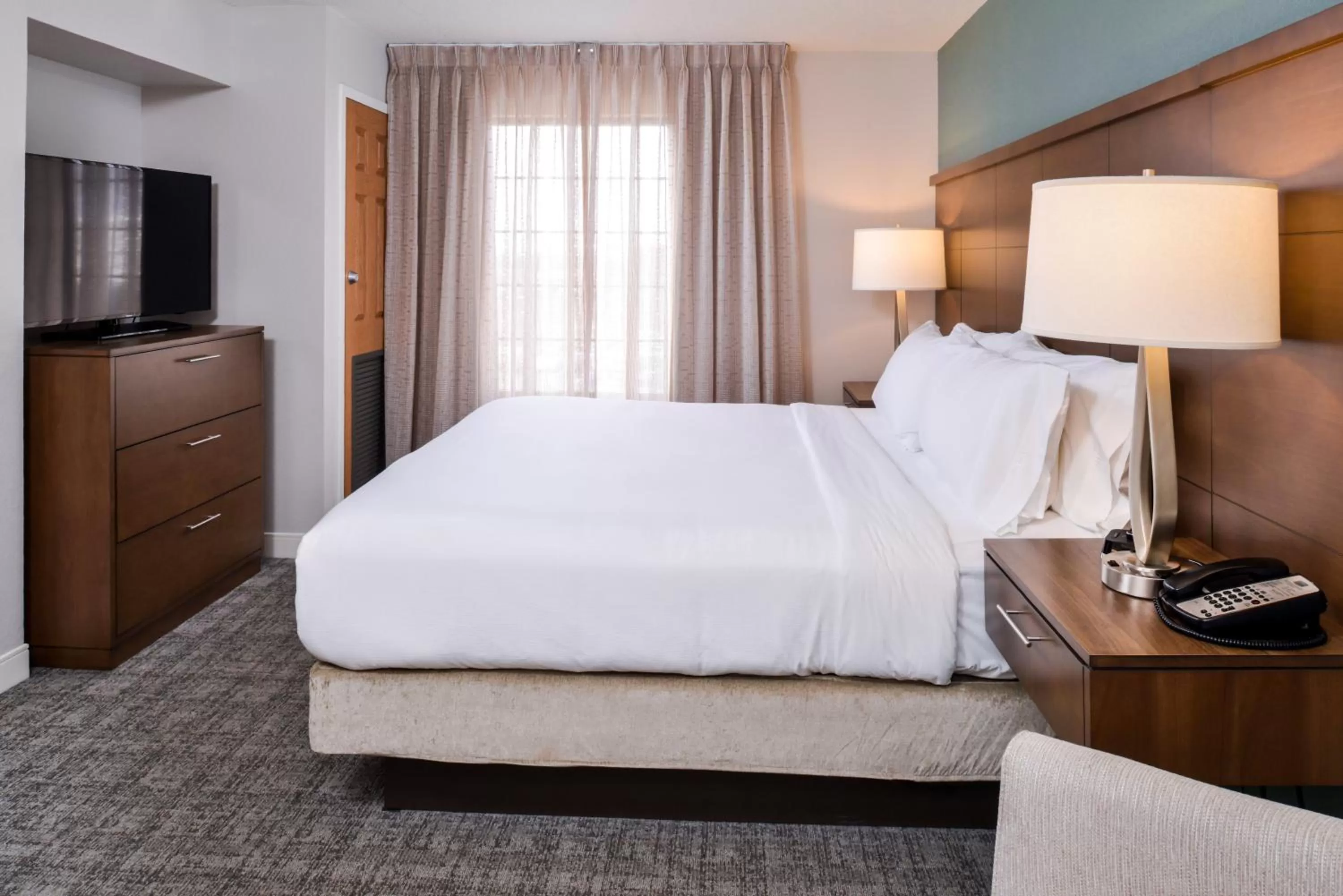 Photo of the whole room, Bed in Staybridge Suites Indianapolis Downtown-Convention Center by IHG