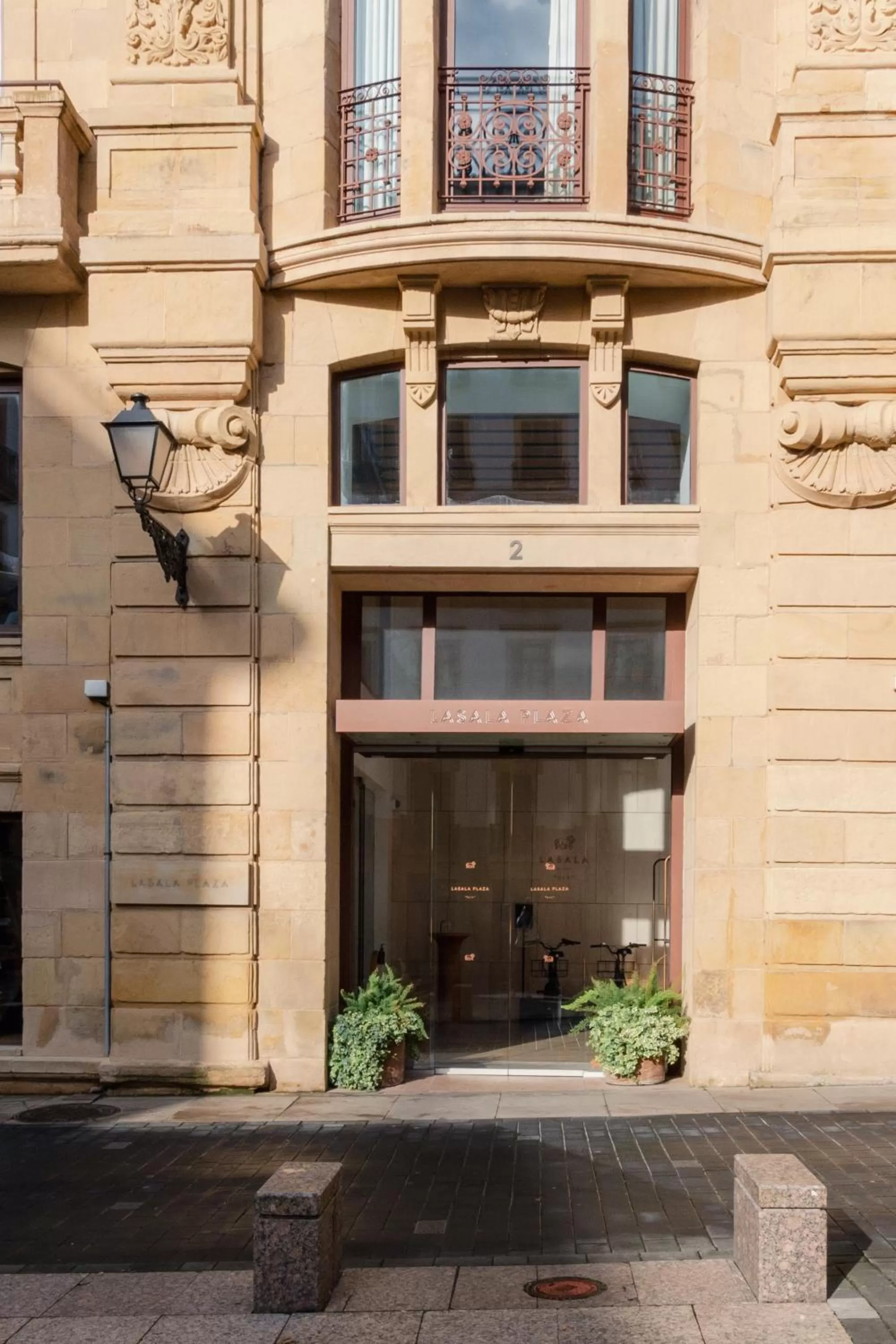 Facade/entrance in Lasala Plaza Hotel - Adults Only