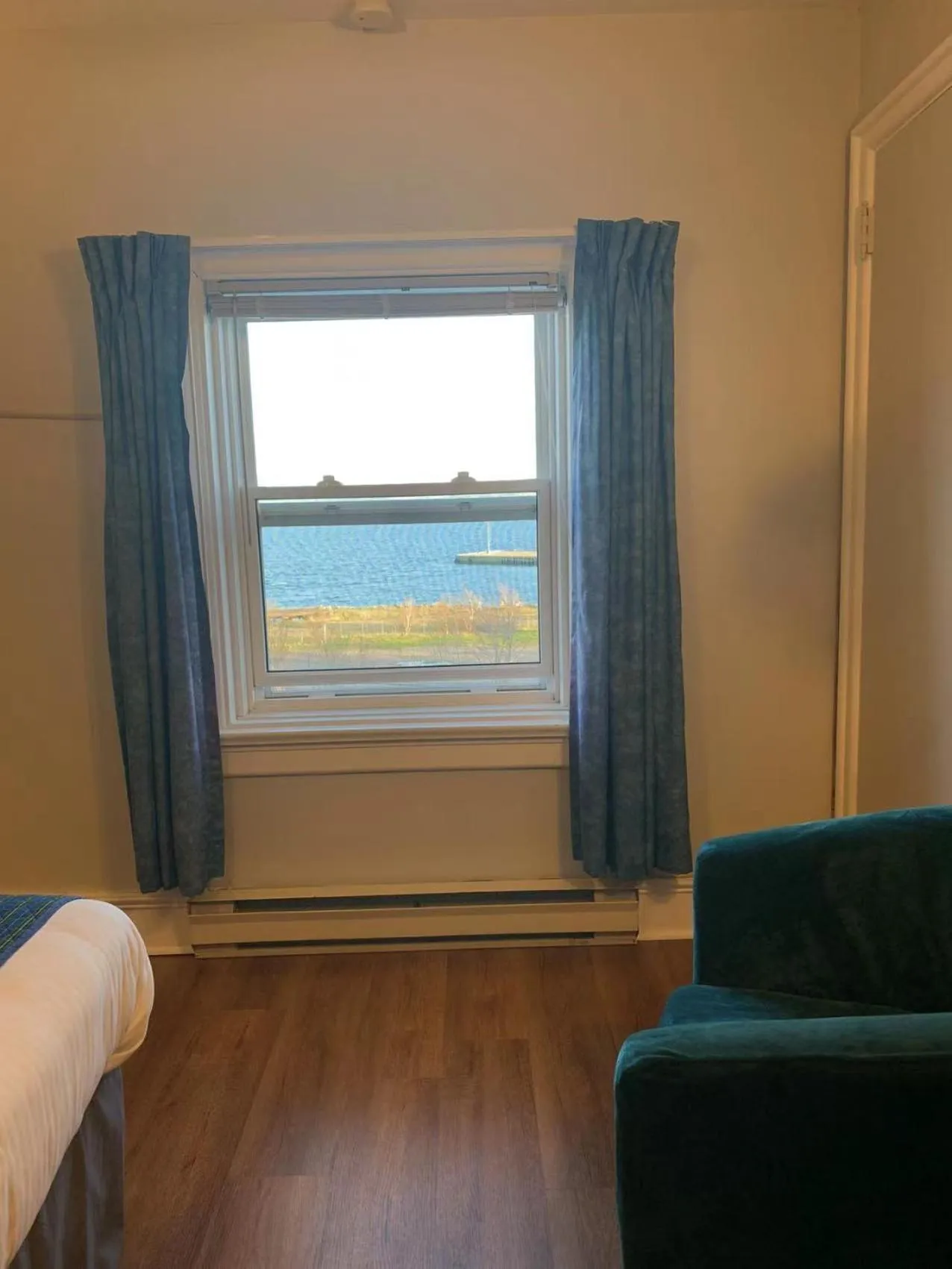 Bedroom, Bed in Braeside Country Inn