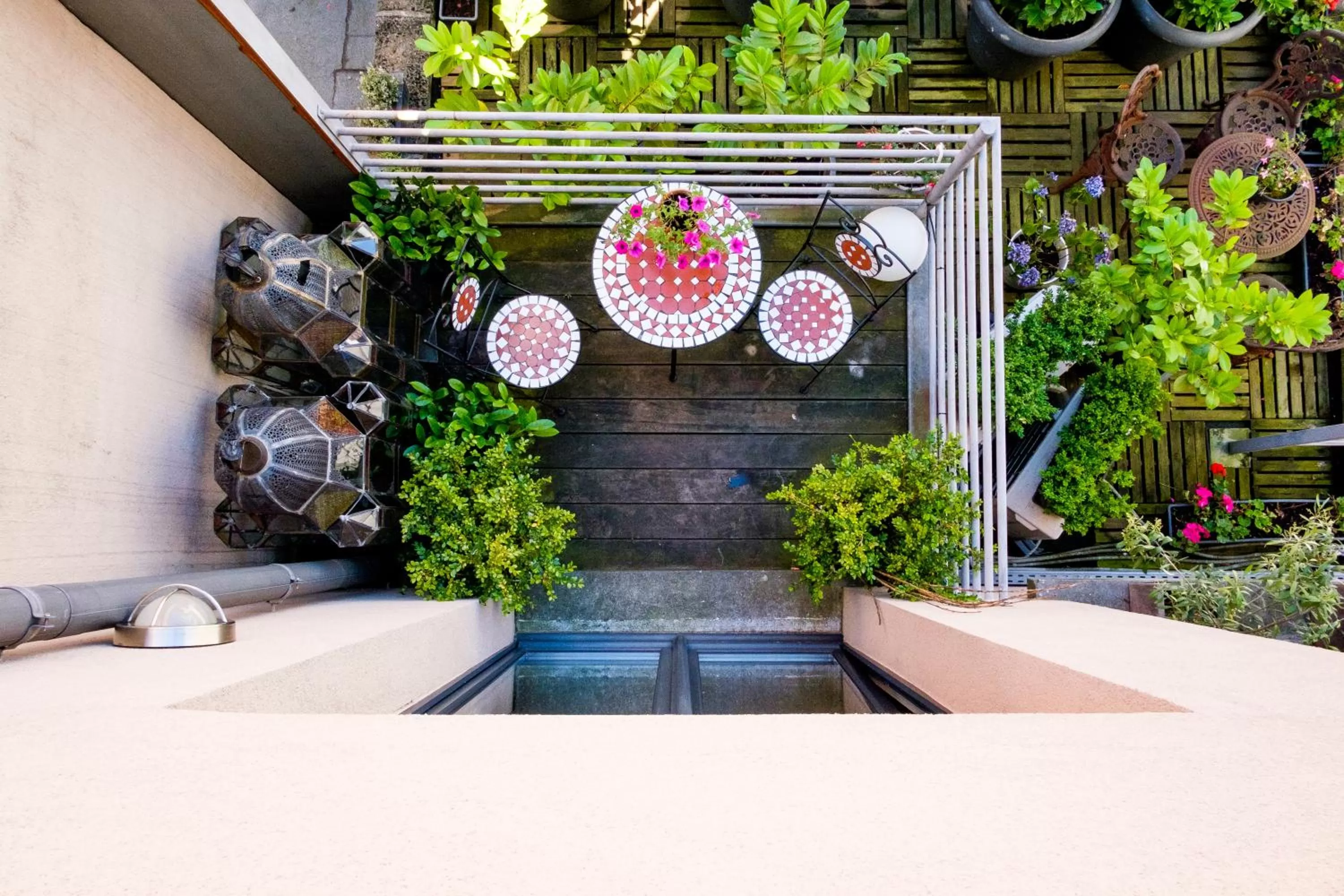 Balcony/Terrace in Hotel Diamonds and Pearls