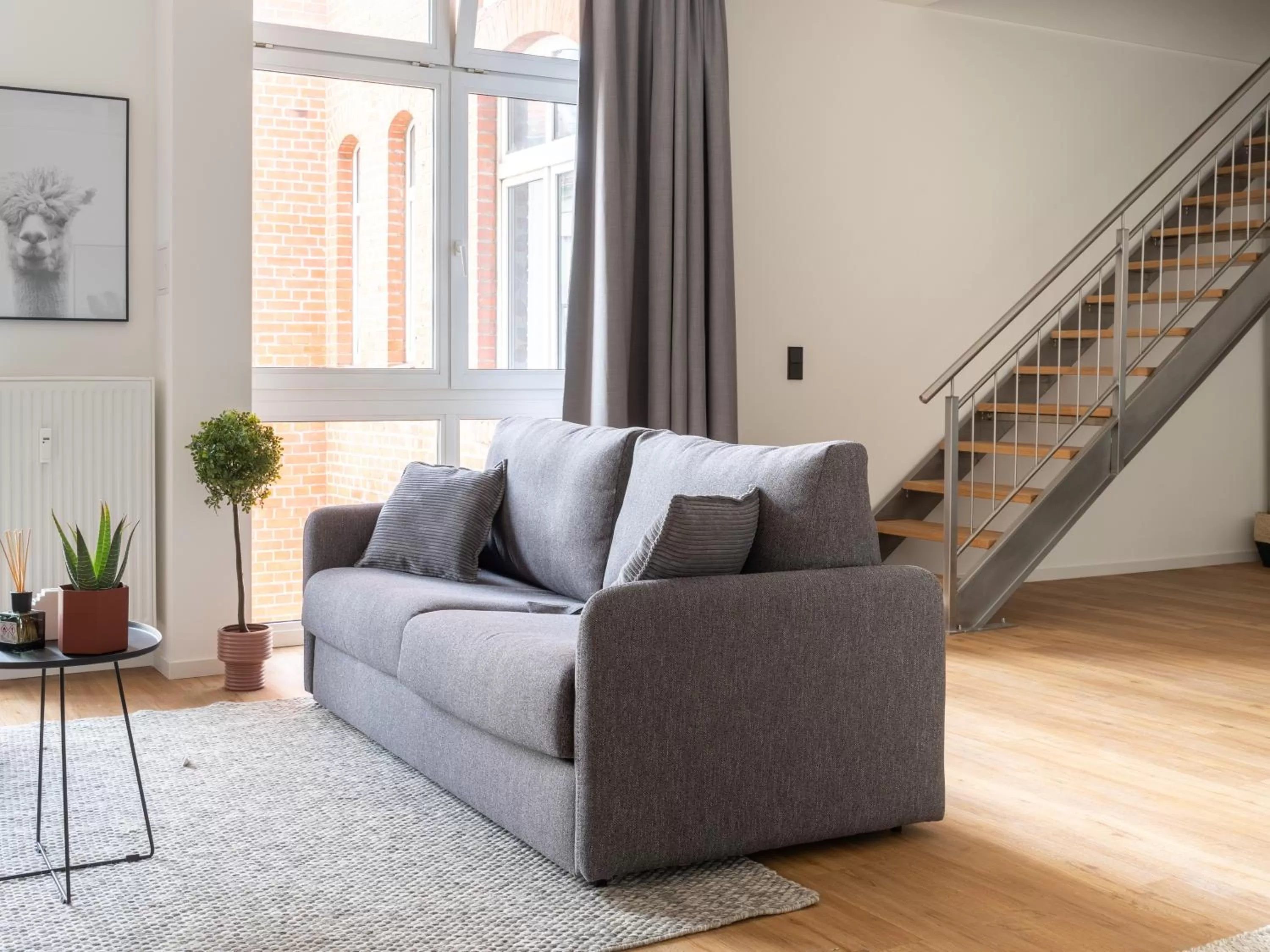 Living room in Limehome Erfurt Schmidtstedter Straße