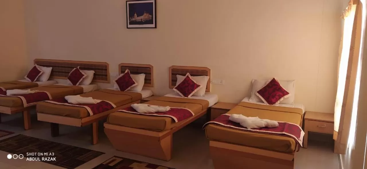 Bed in KSTDC Mayura Durg Chitradurga