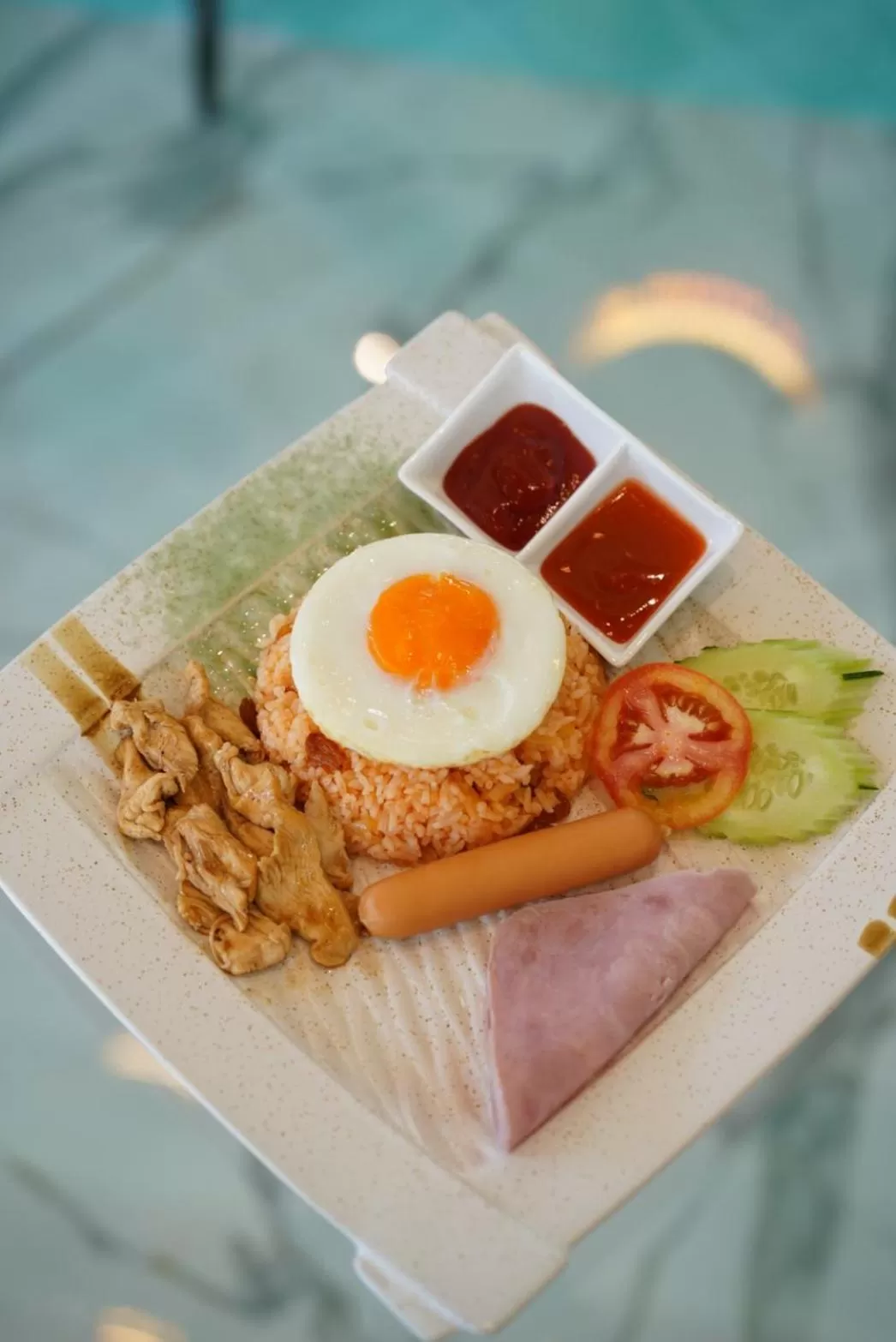 Food and drinks in S3 Huahin Hotel