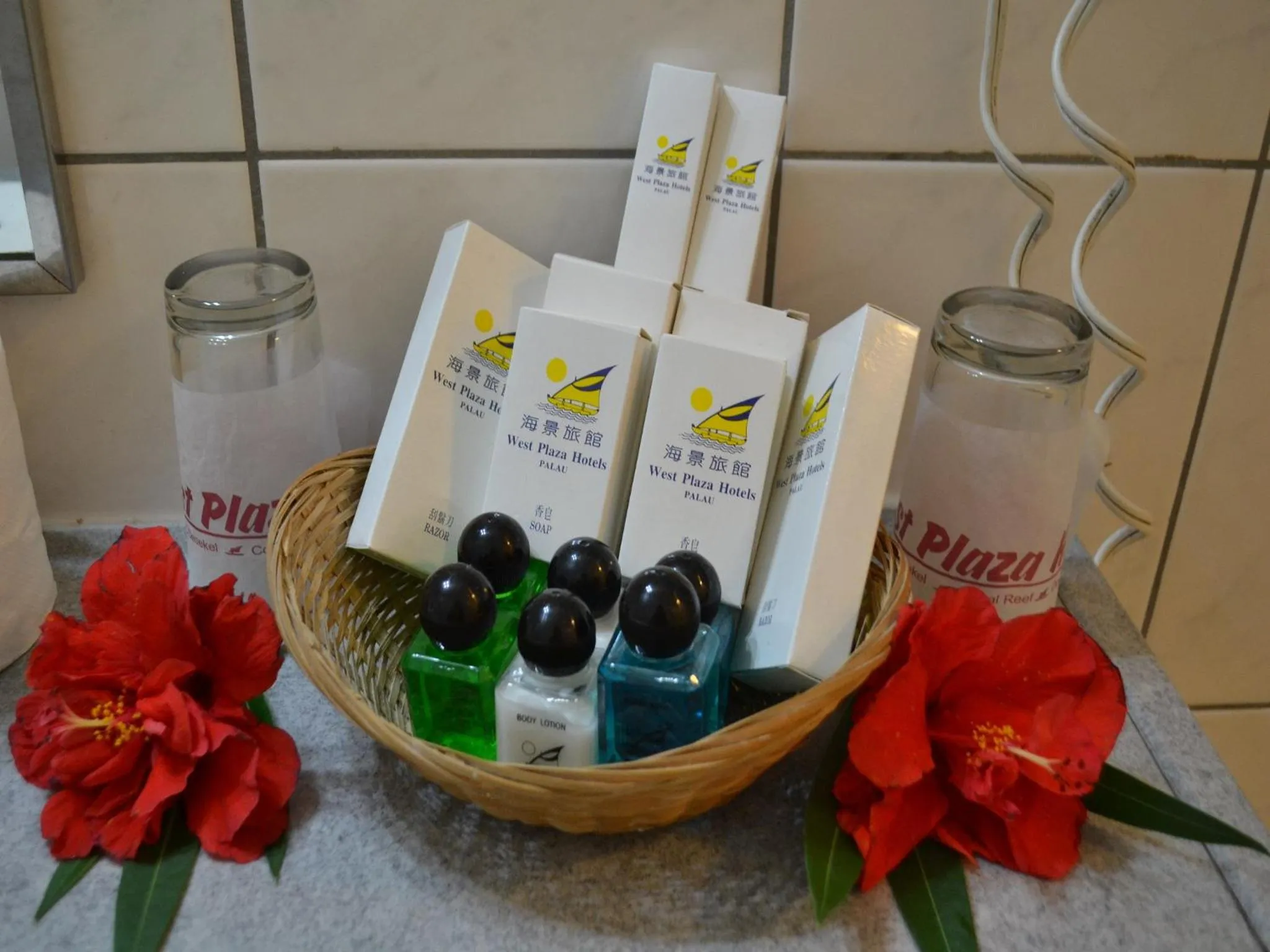 Bathroom in West Plaza Downtown