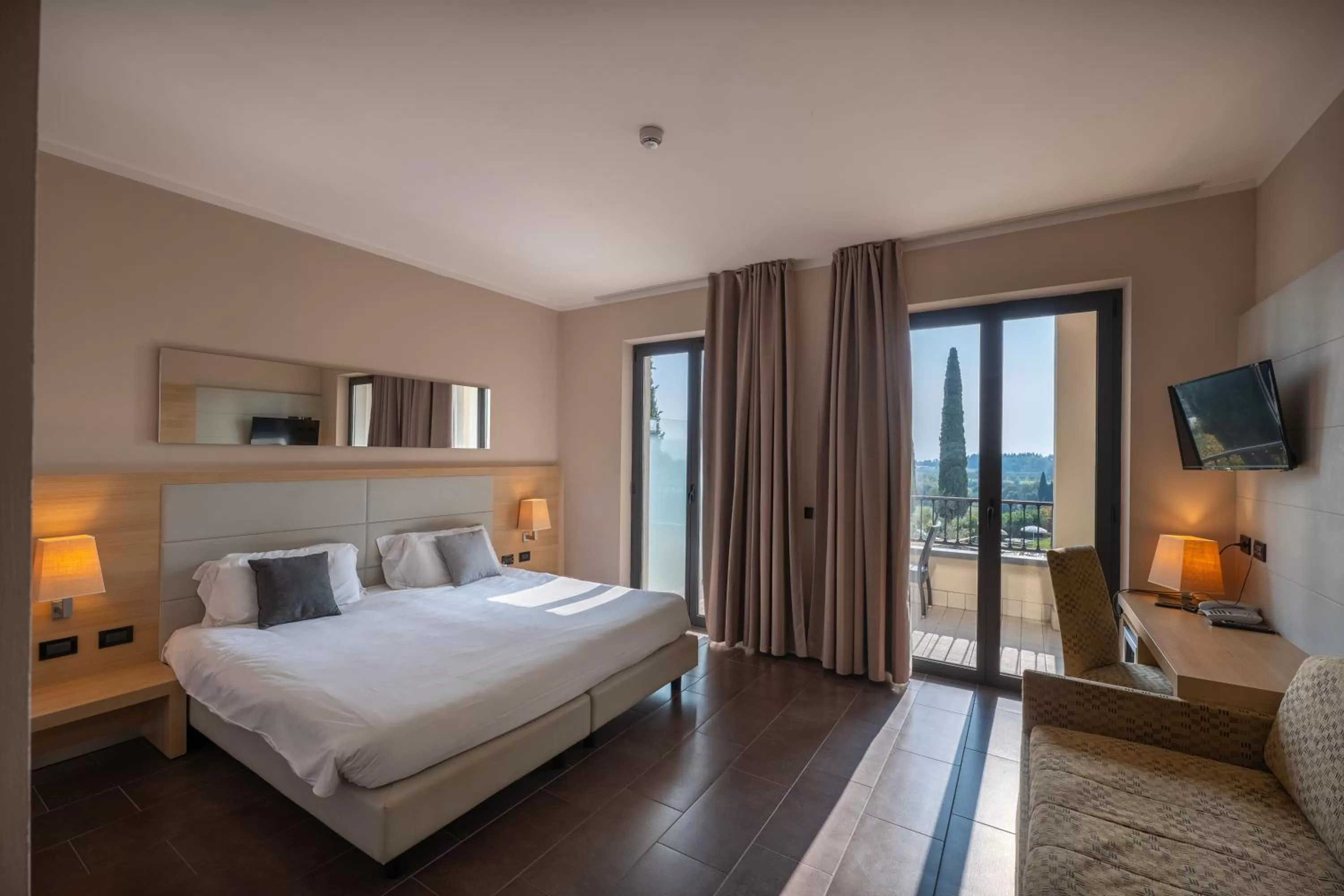 Bedroom, Bed in Villa Luisa Resort & Luxury Apartments