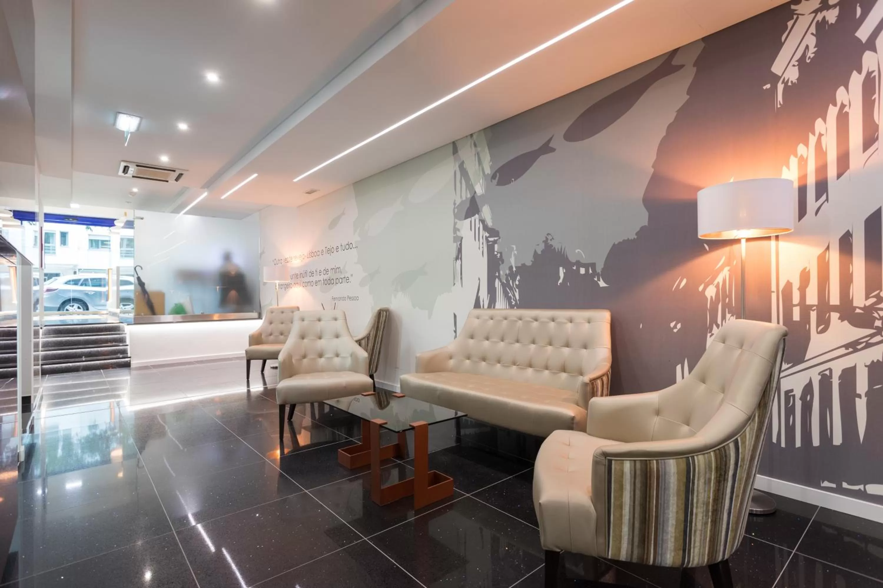Lobby or reception in Hotel Capital Lisboa