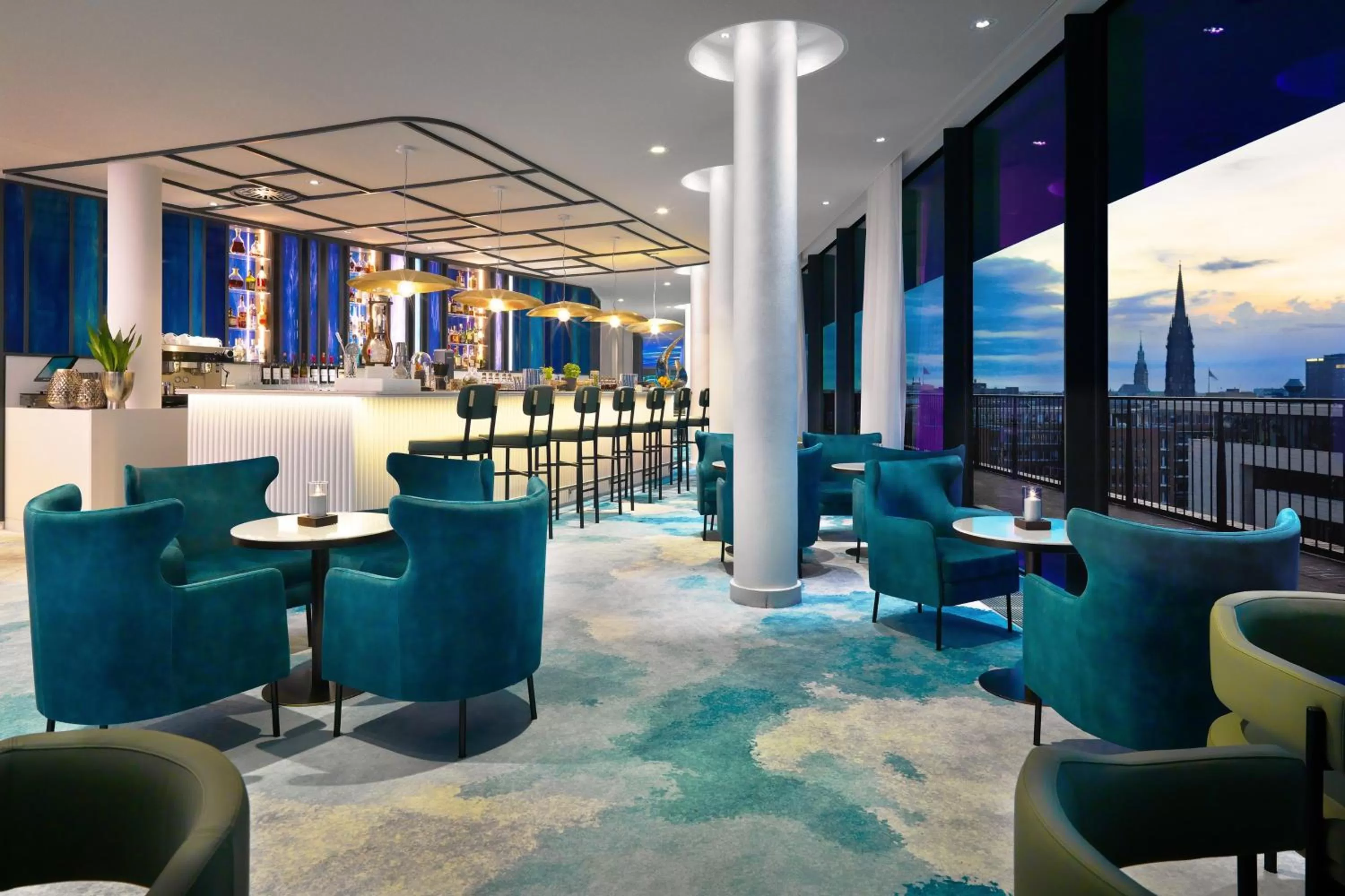 Lounge or bar in The Westin Hamburg Elbphilharmonie