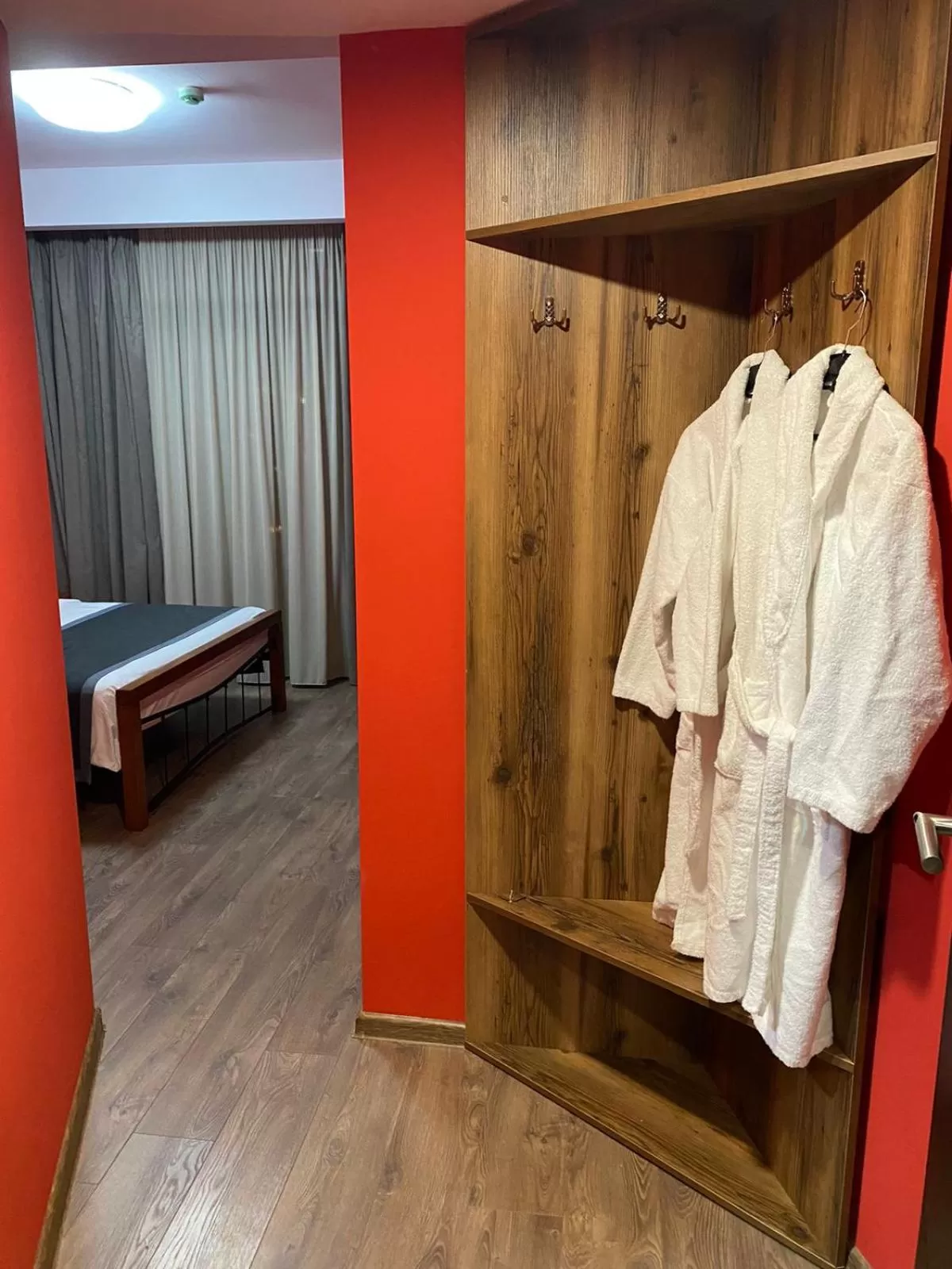 Massage, Bathroom in Hotel Linge