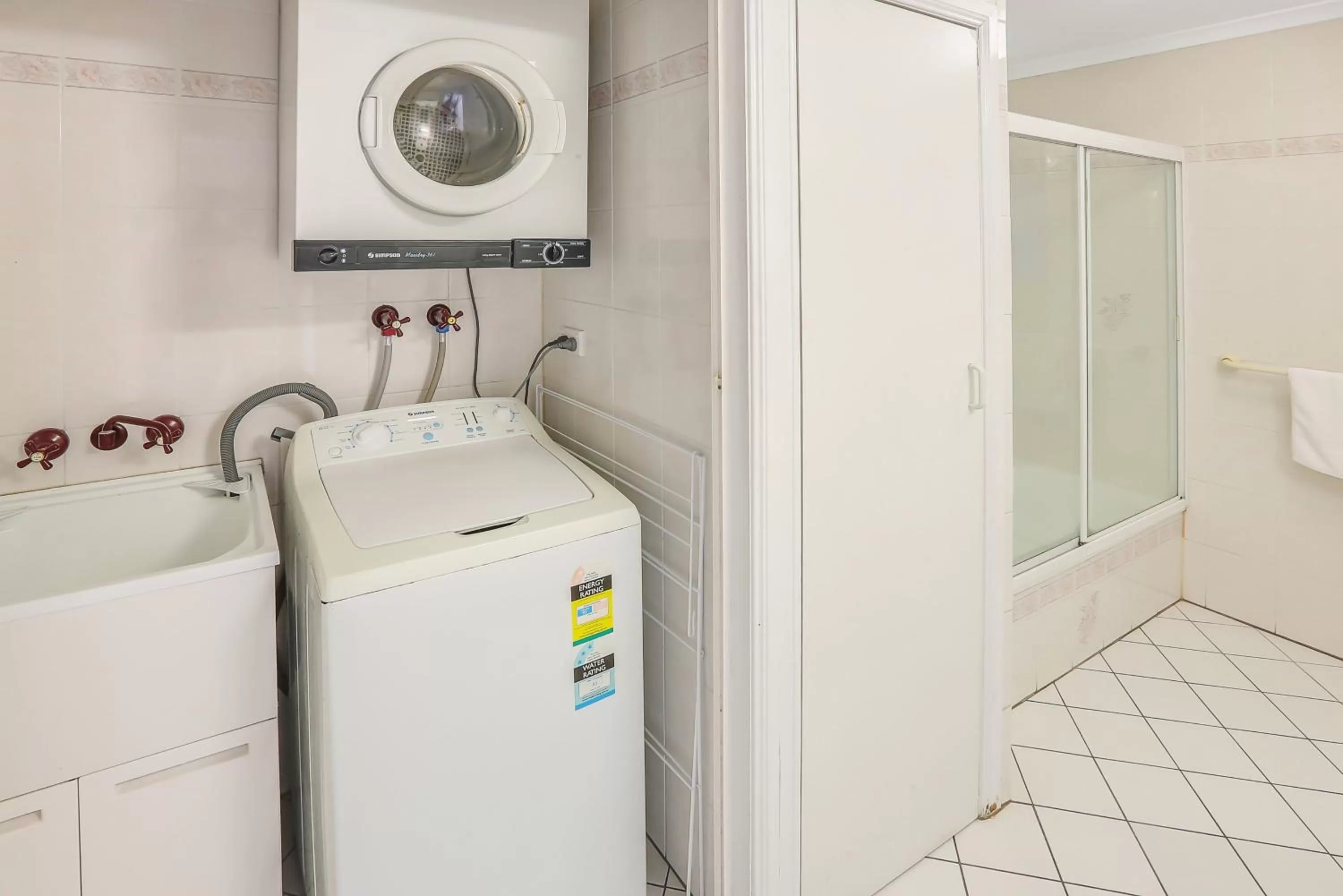 laundry in Koala Court Holiday Apartments