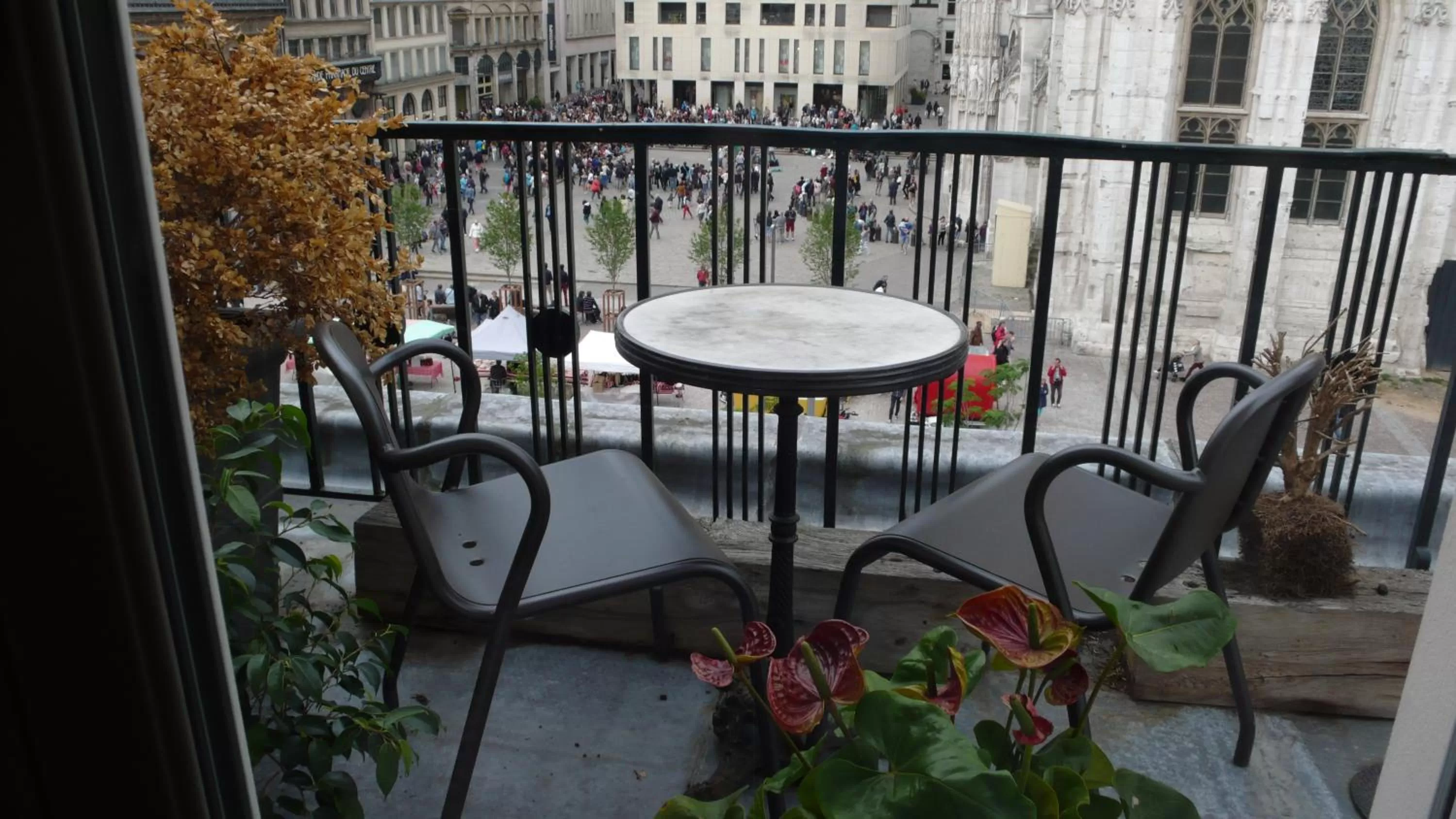 Balcony/Terrace in Hôtel Cardinal