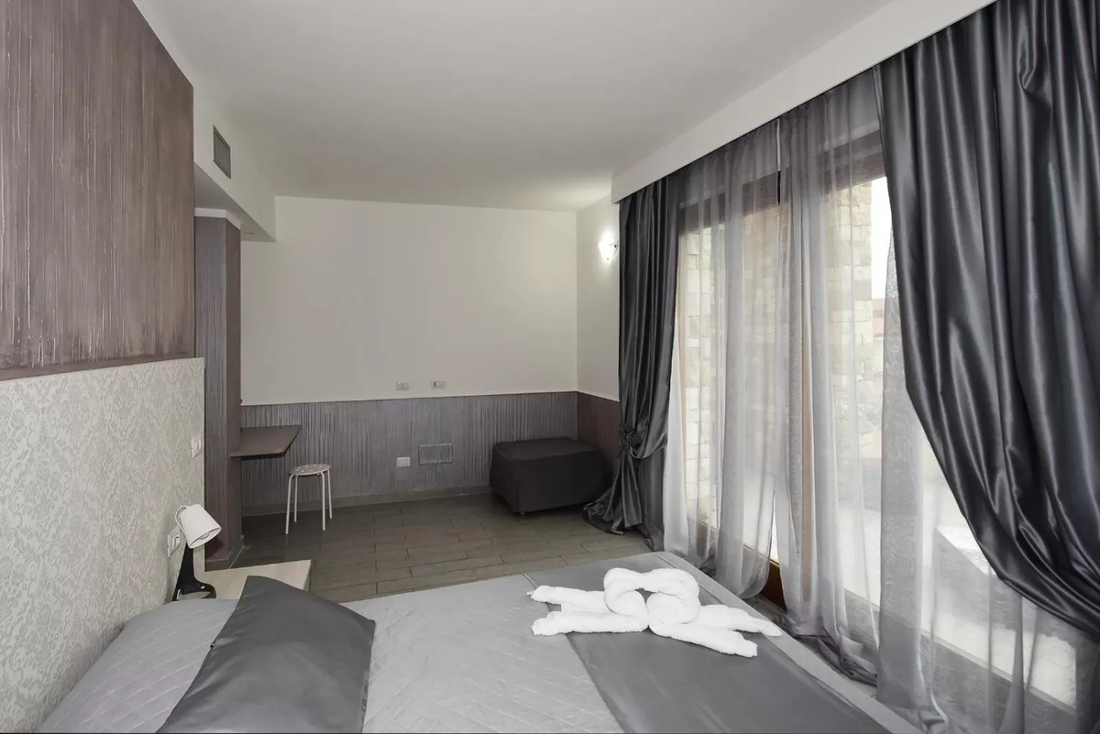 Bedroom, Bed in ILLUVIA affitto camere