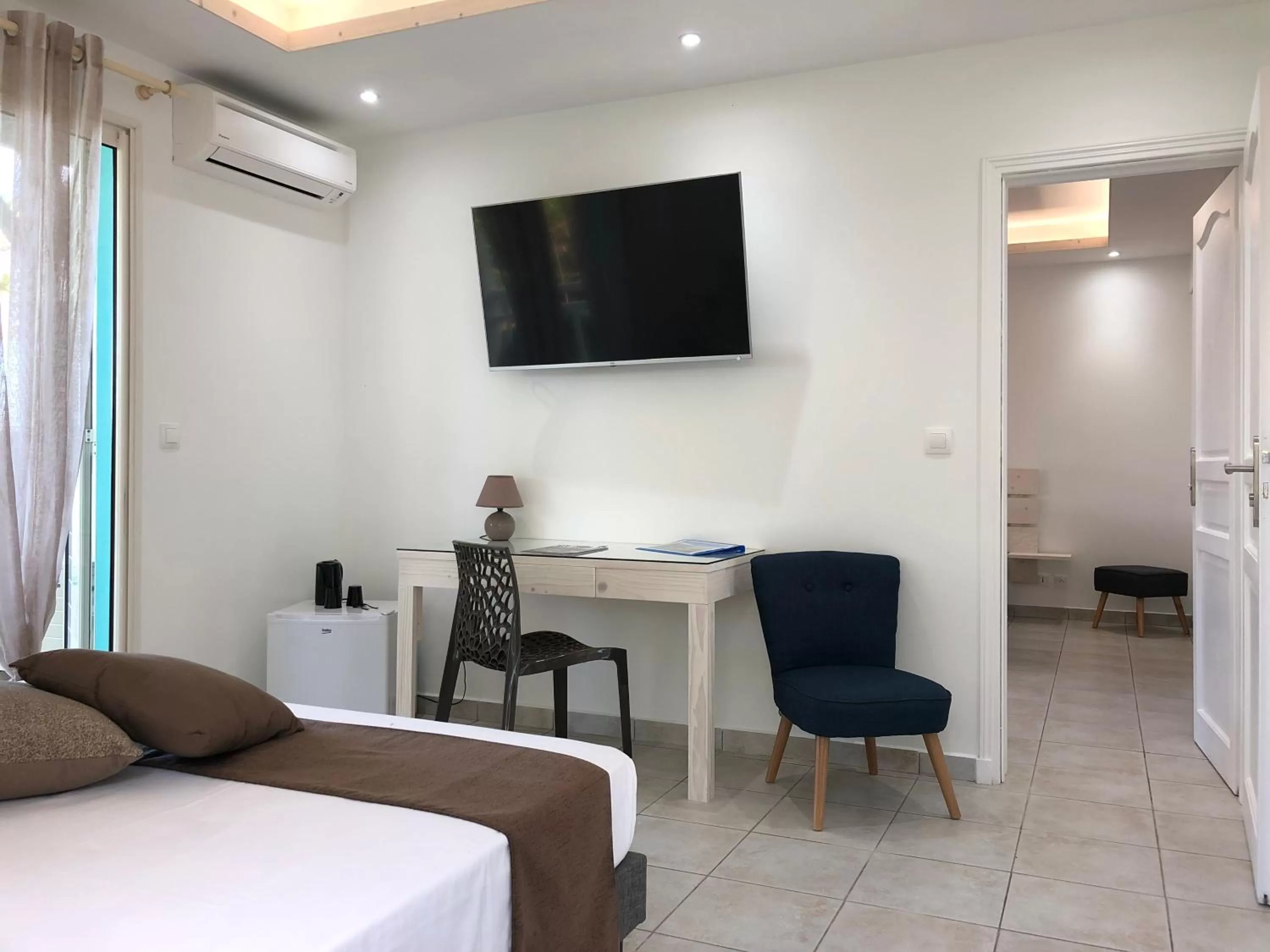 Bed in Hôtel La Christophine