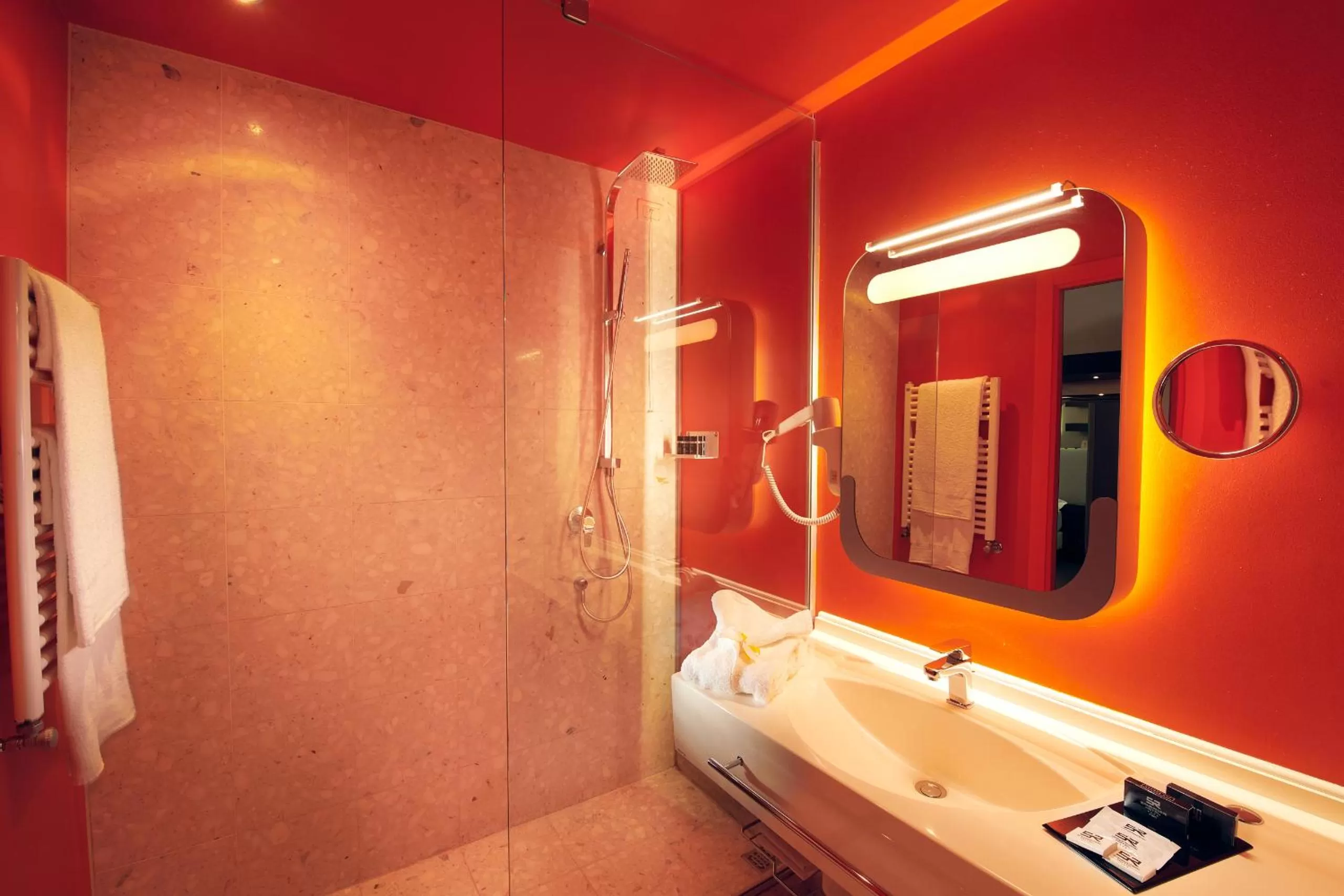 Bedroom in San Ranieri Hotel