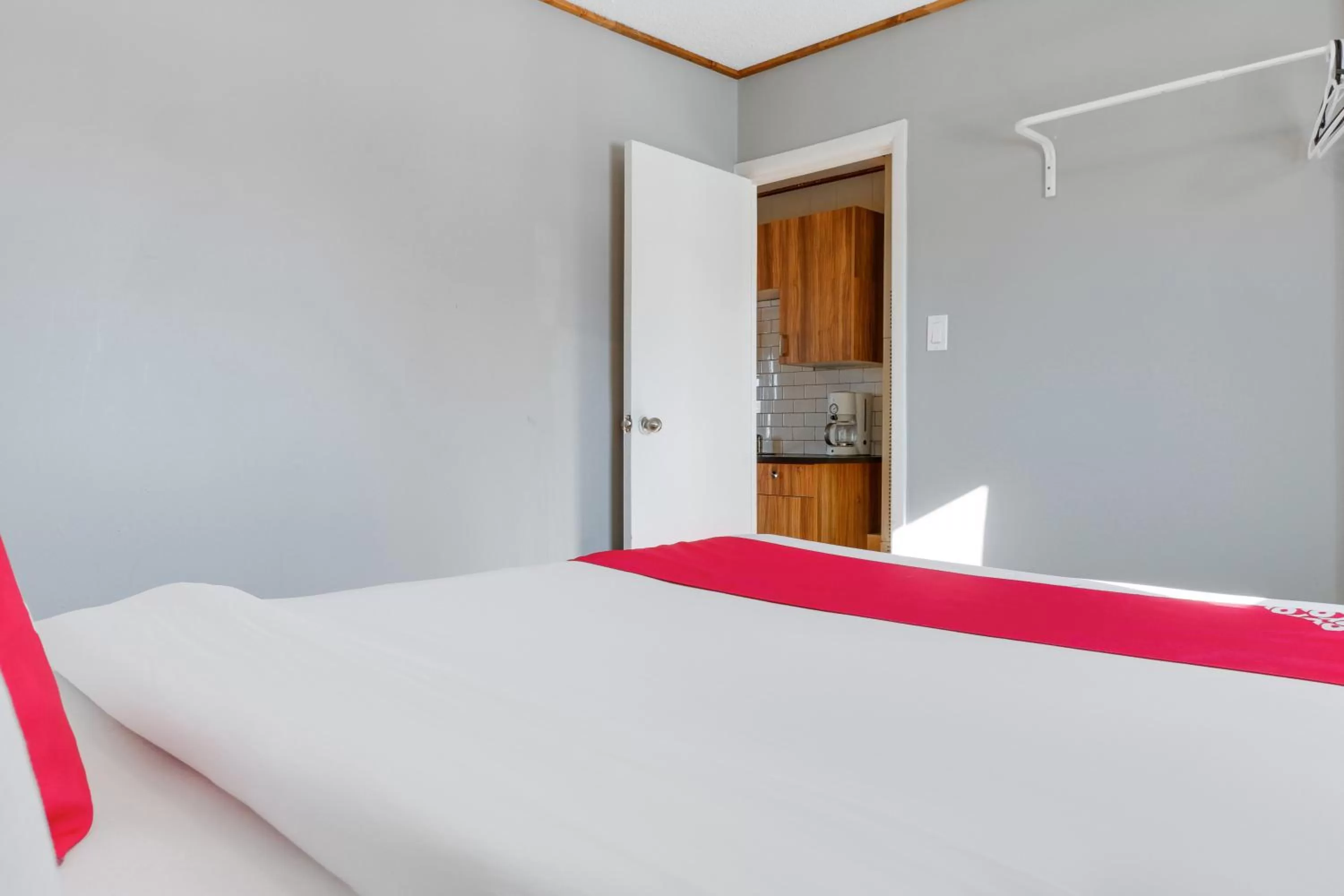 Bed in Hotel Bethel - Fort MacLeod, AB