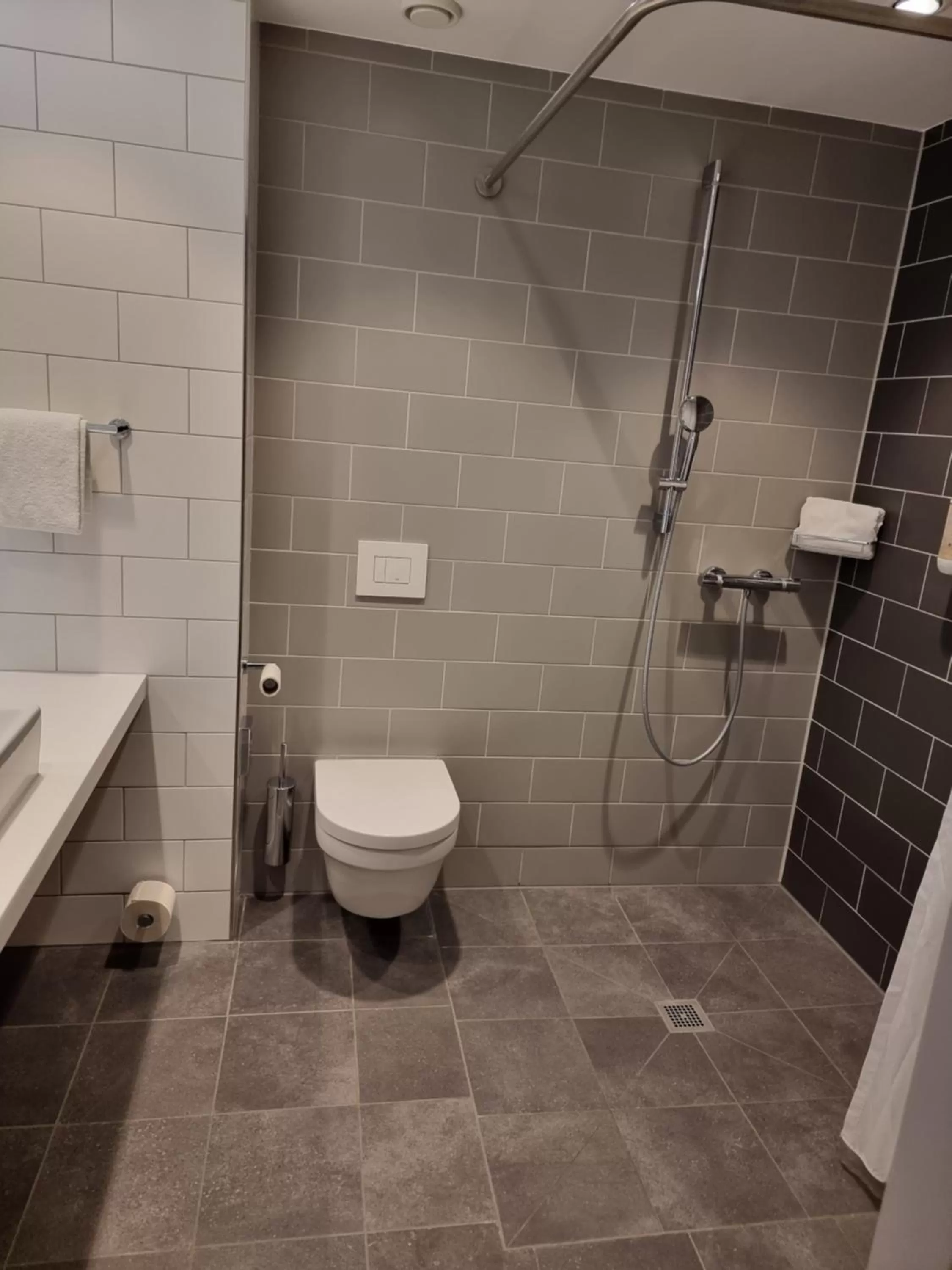 Shower in Holiday Inn Express - Wiesbaden by IHG
