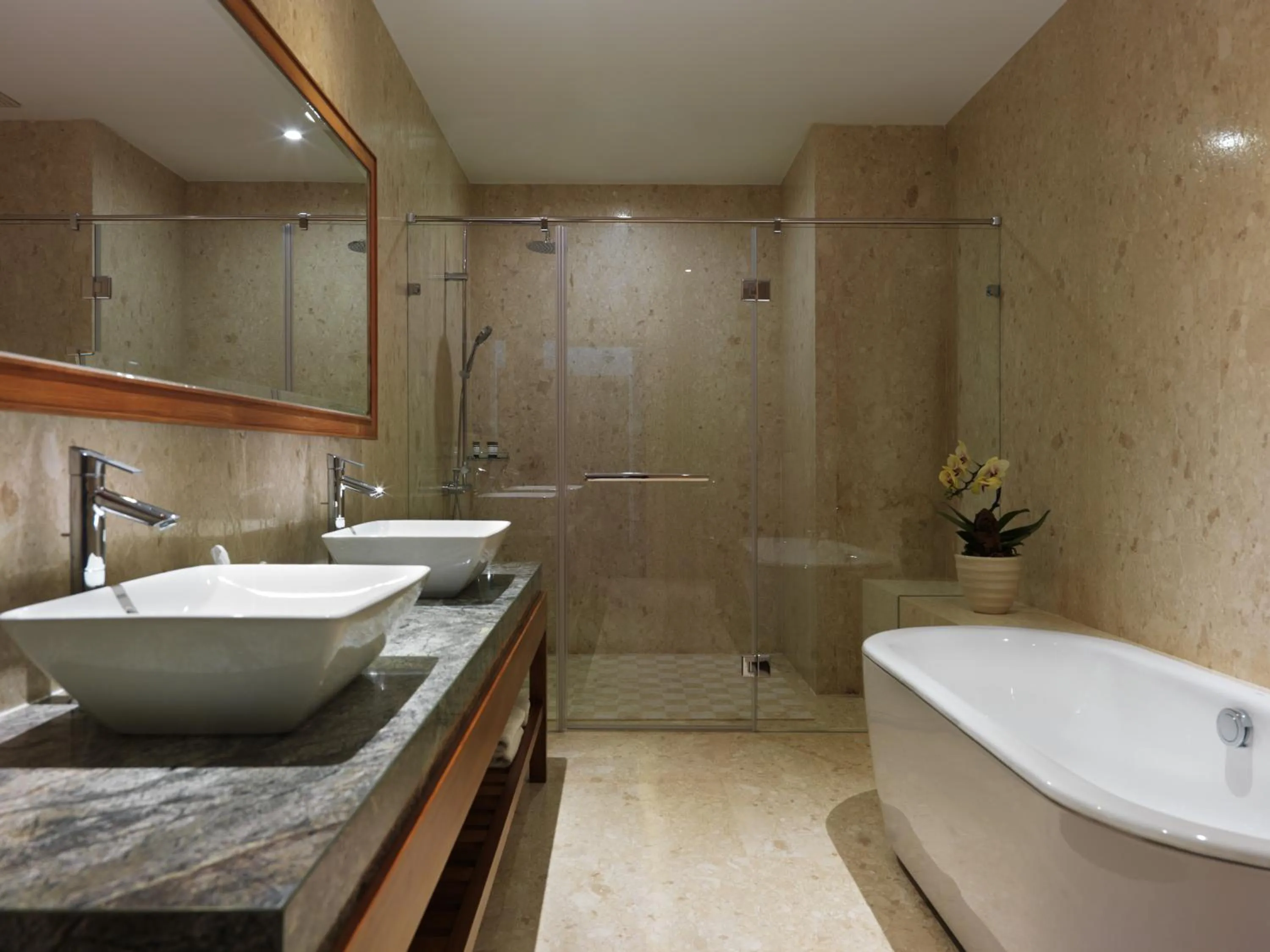 Bathroom in Yusense Hotel