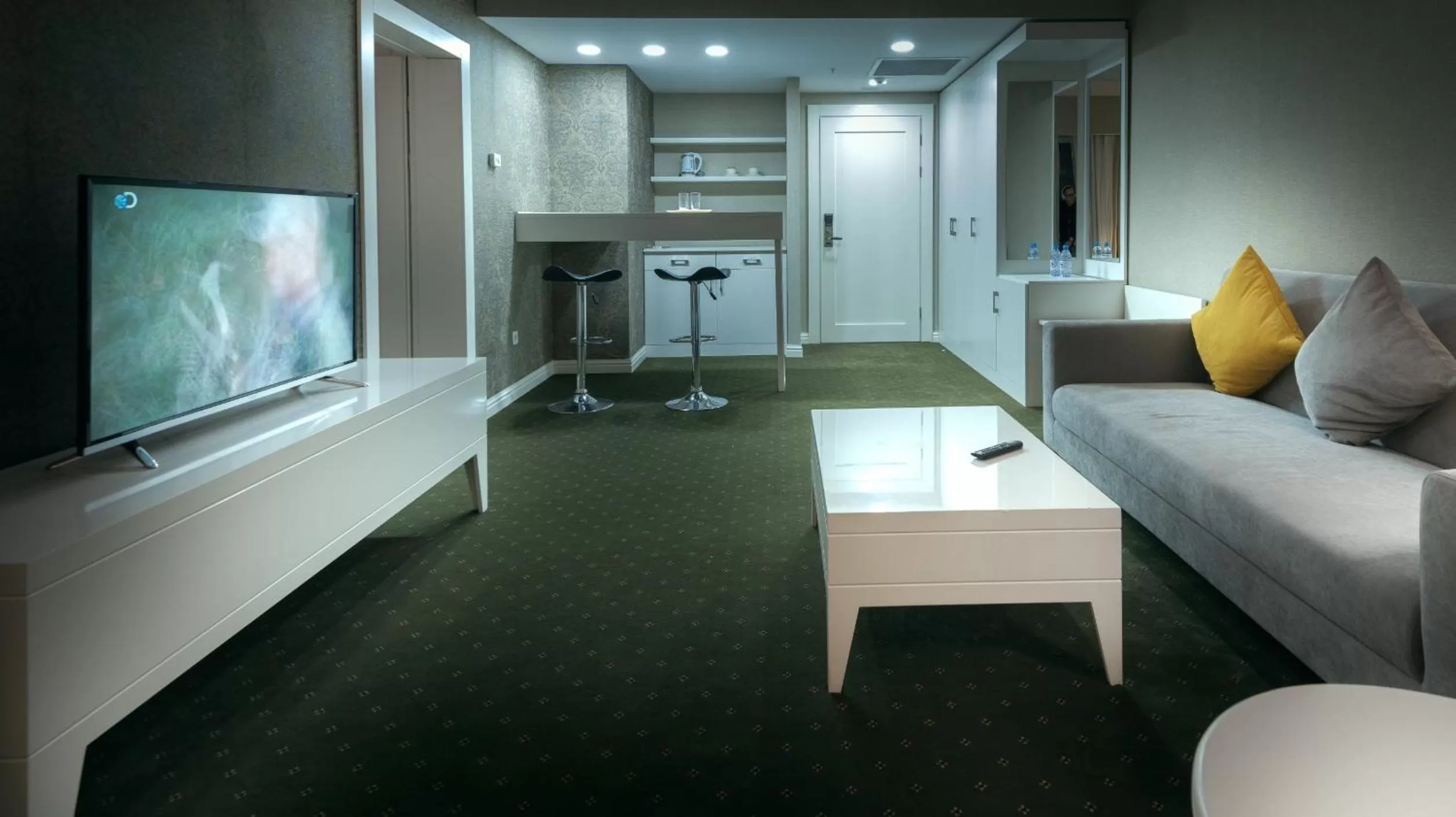 Communal lounge/ TV room in The Square