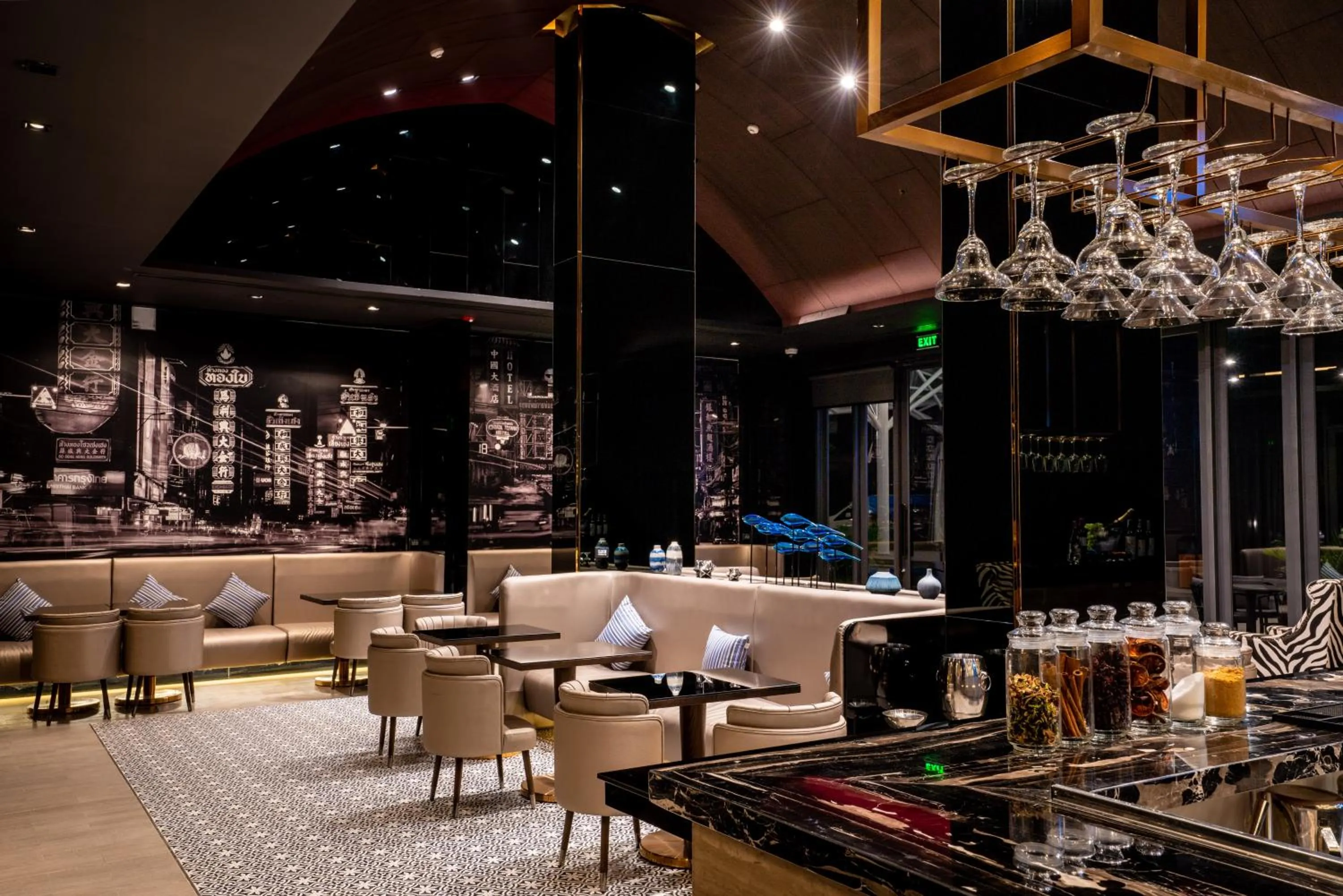 Restaurant/places to eat in Divalux Resort & Spa Bangkok, Suvarnabhumi Airport-Free Shuttle