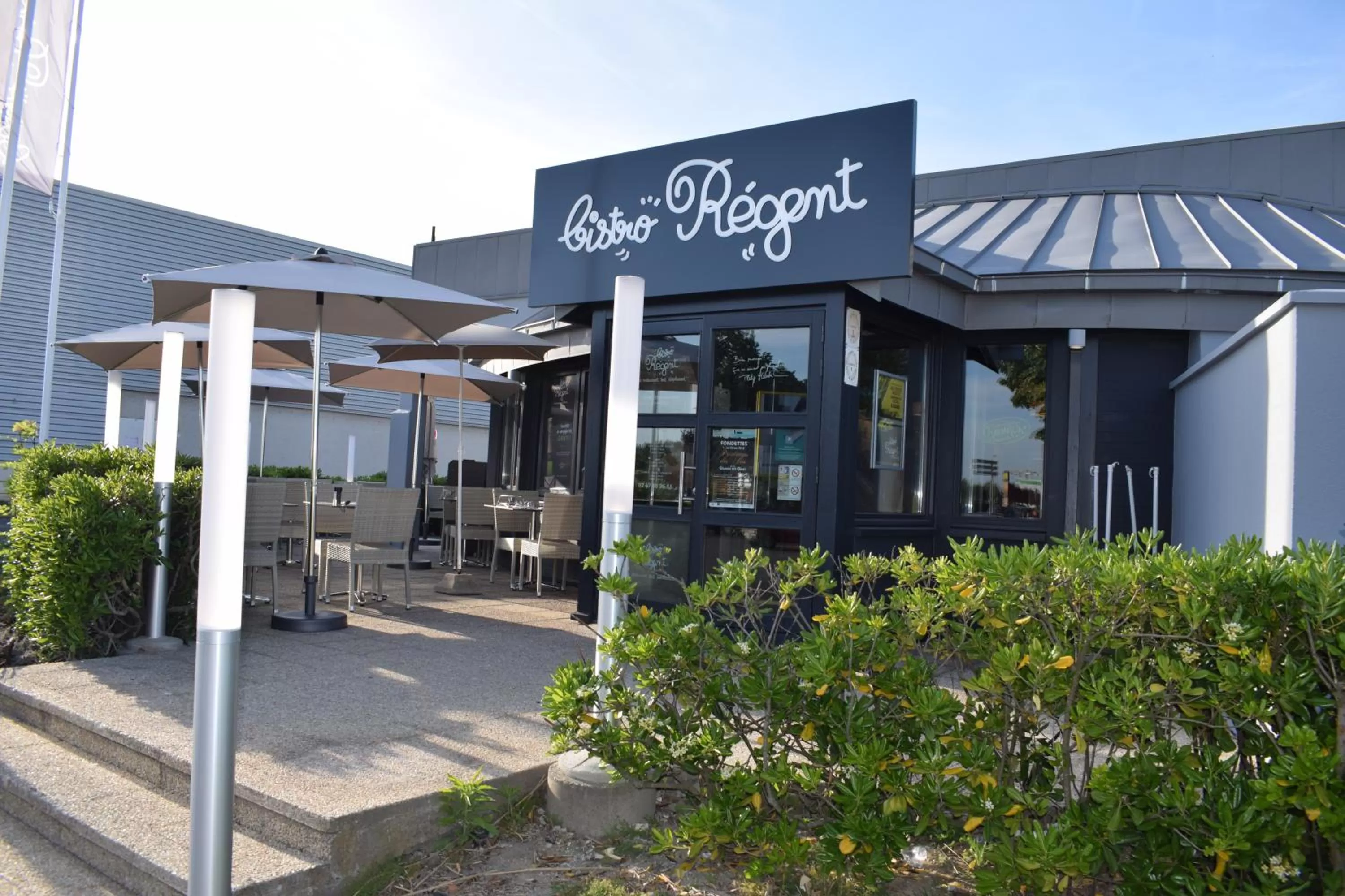 Restaurant/places to eat in ibis Tours Nord