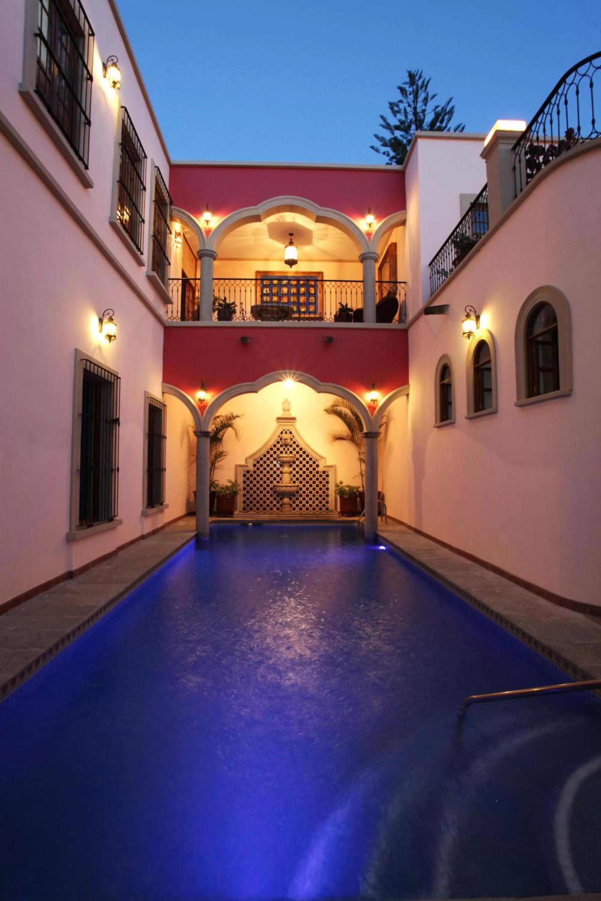Swimming pool in Gran Casa Sayula Galeria & SPA