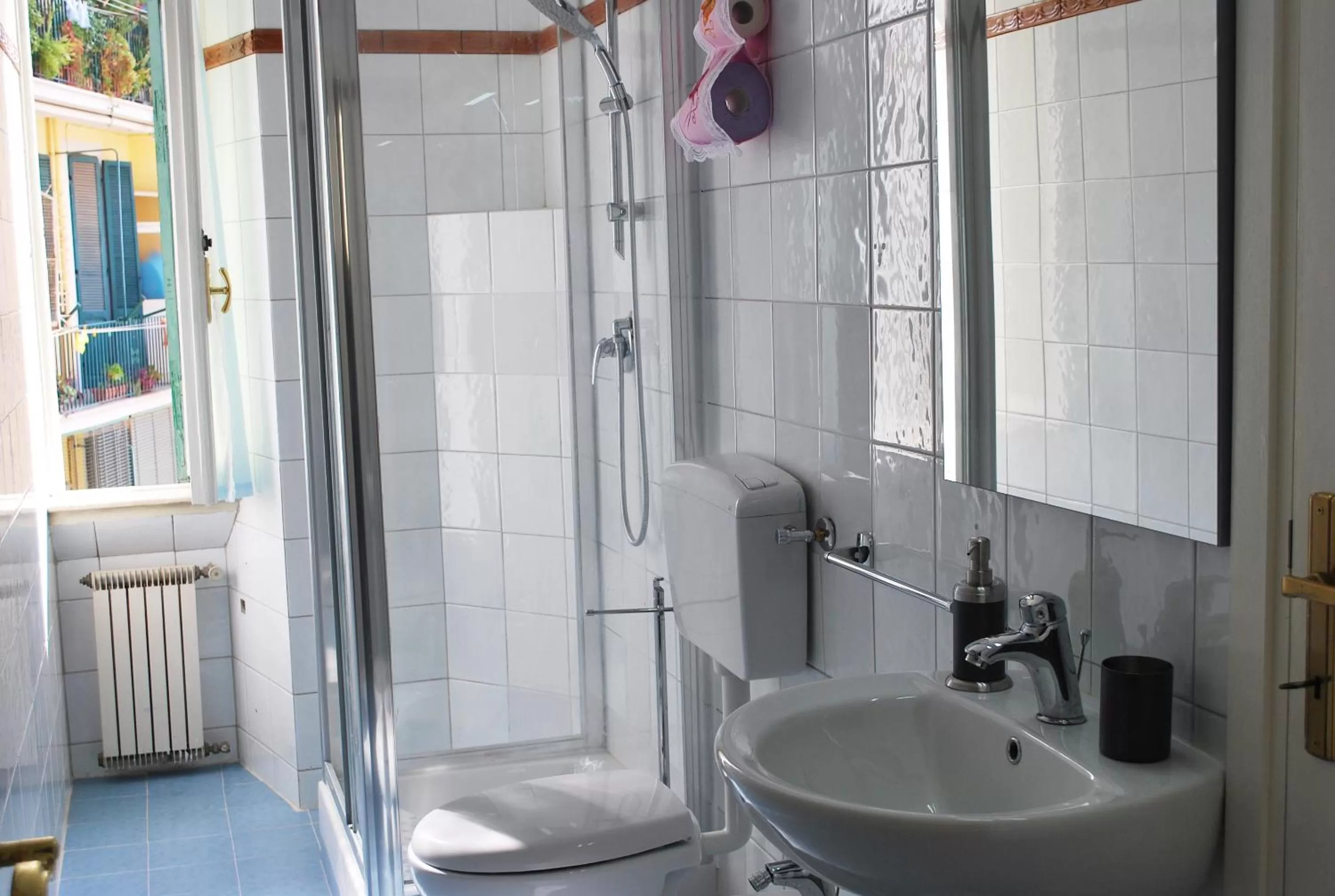 Bathroom in San Peter's Corner