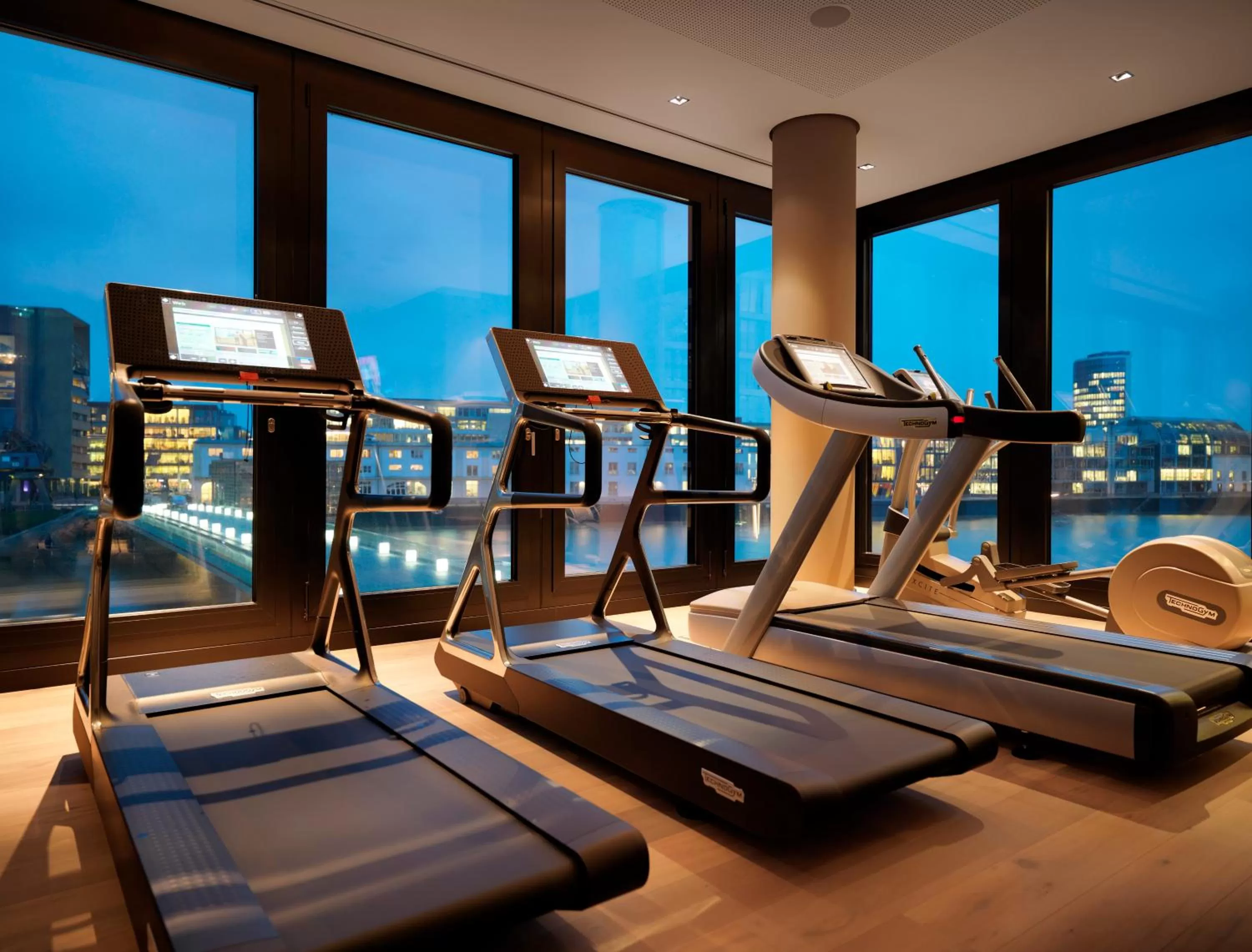 Fitness centre/facilities in Hyatt Regency Dusseldorf