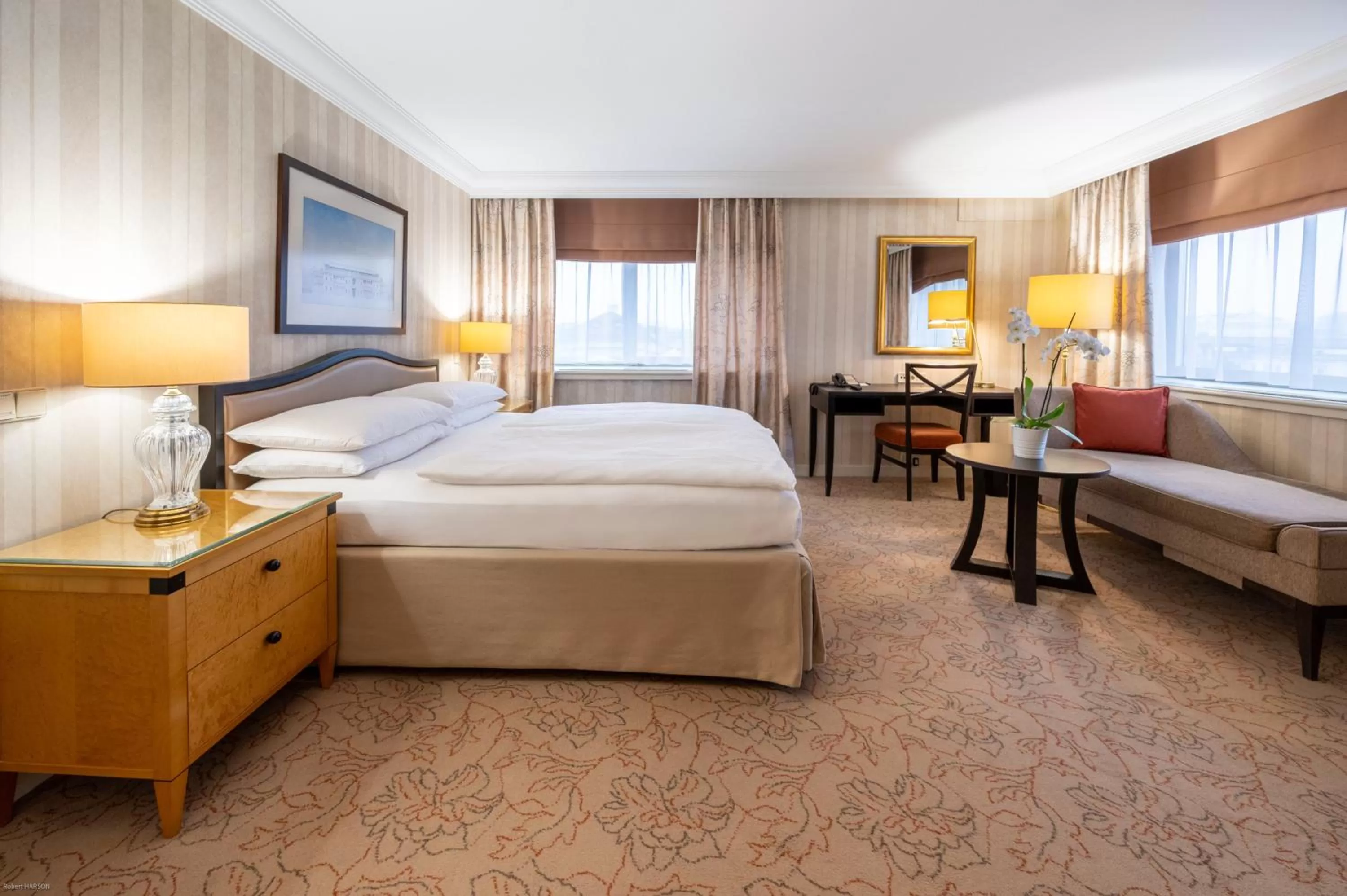 Photo of the whole room, Bed in InterContinental Wien by IHG