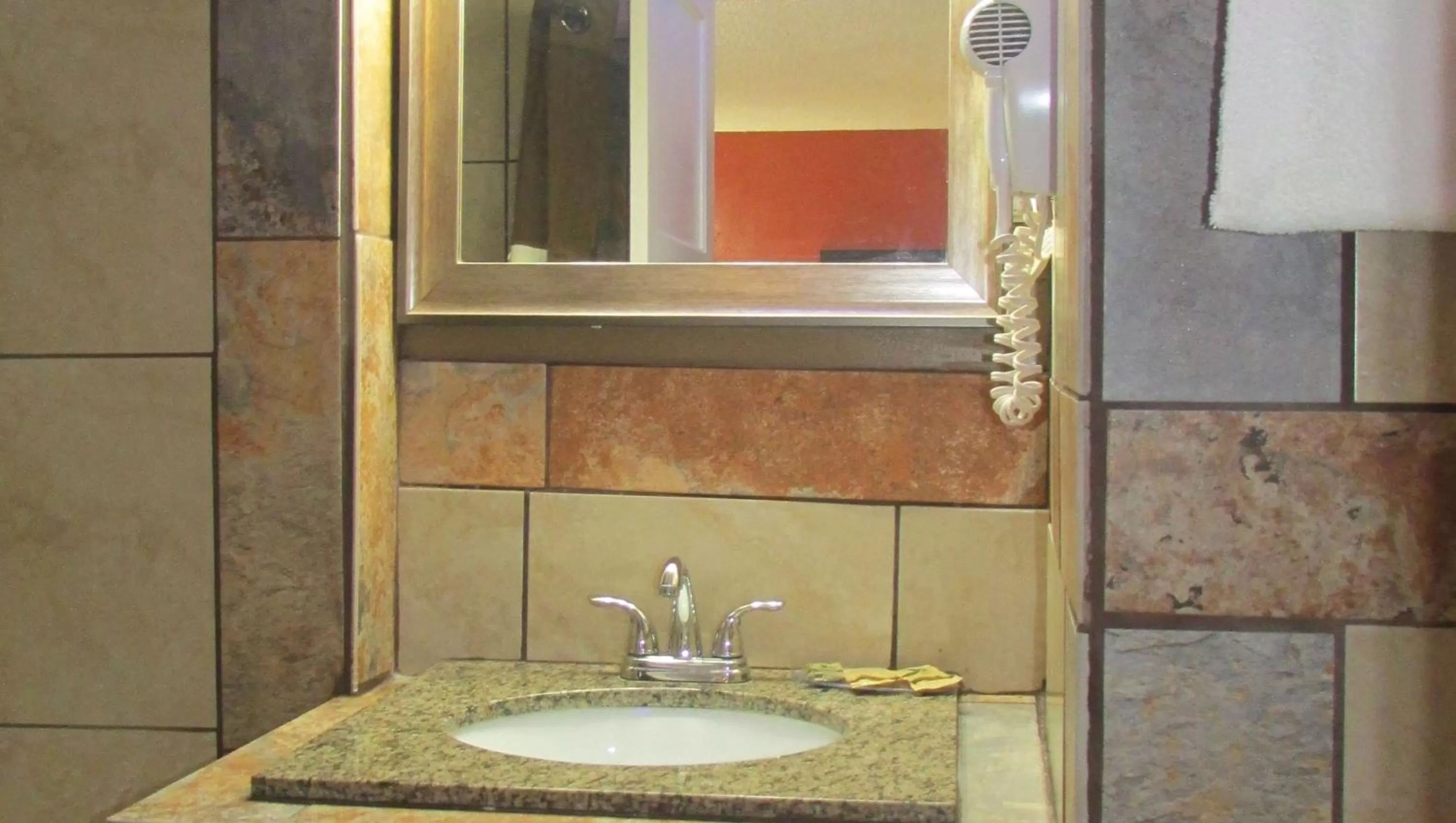 Bathroom in Mountain Star Inn