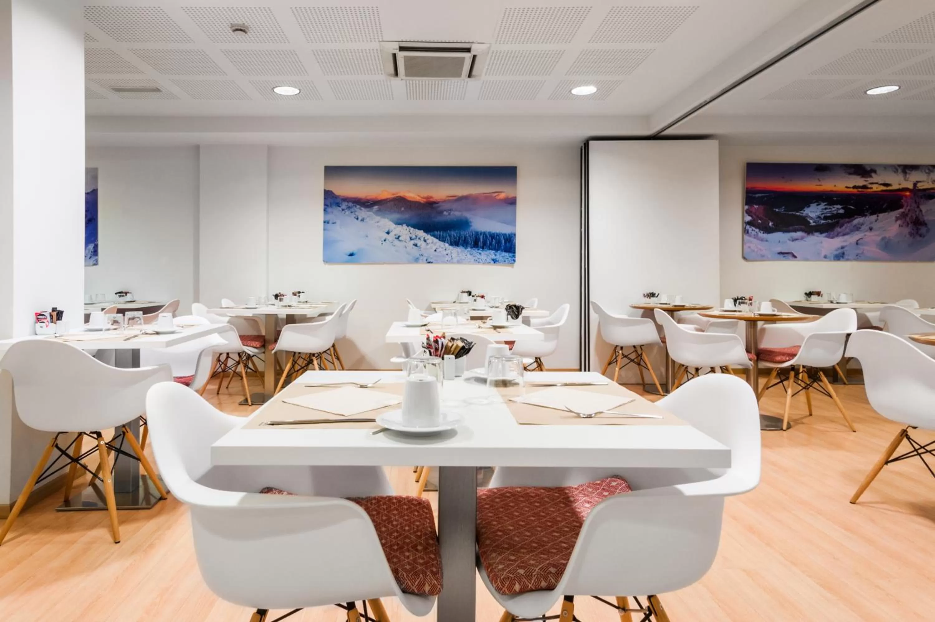 Lounge or bar in Exe Princep