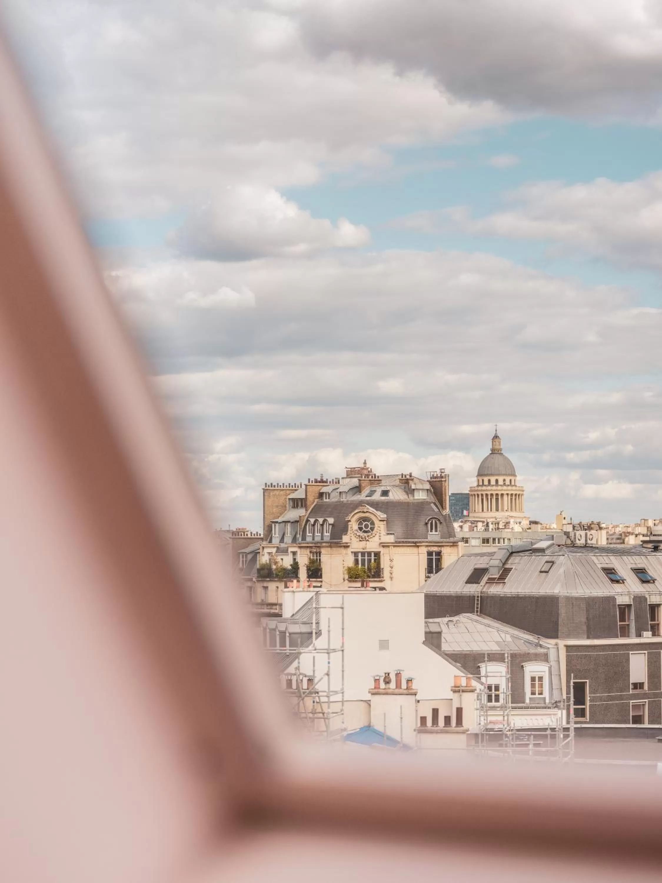 City view in Legend Hôtel Paris