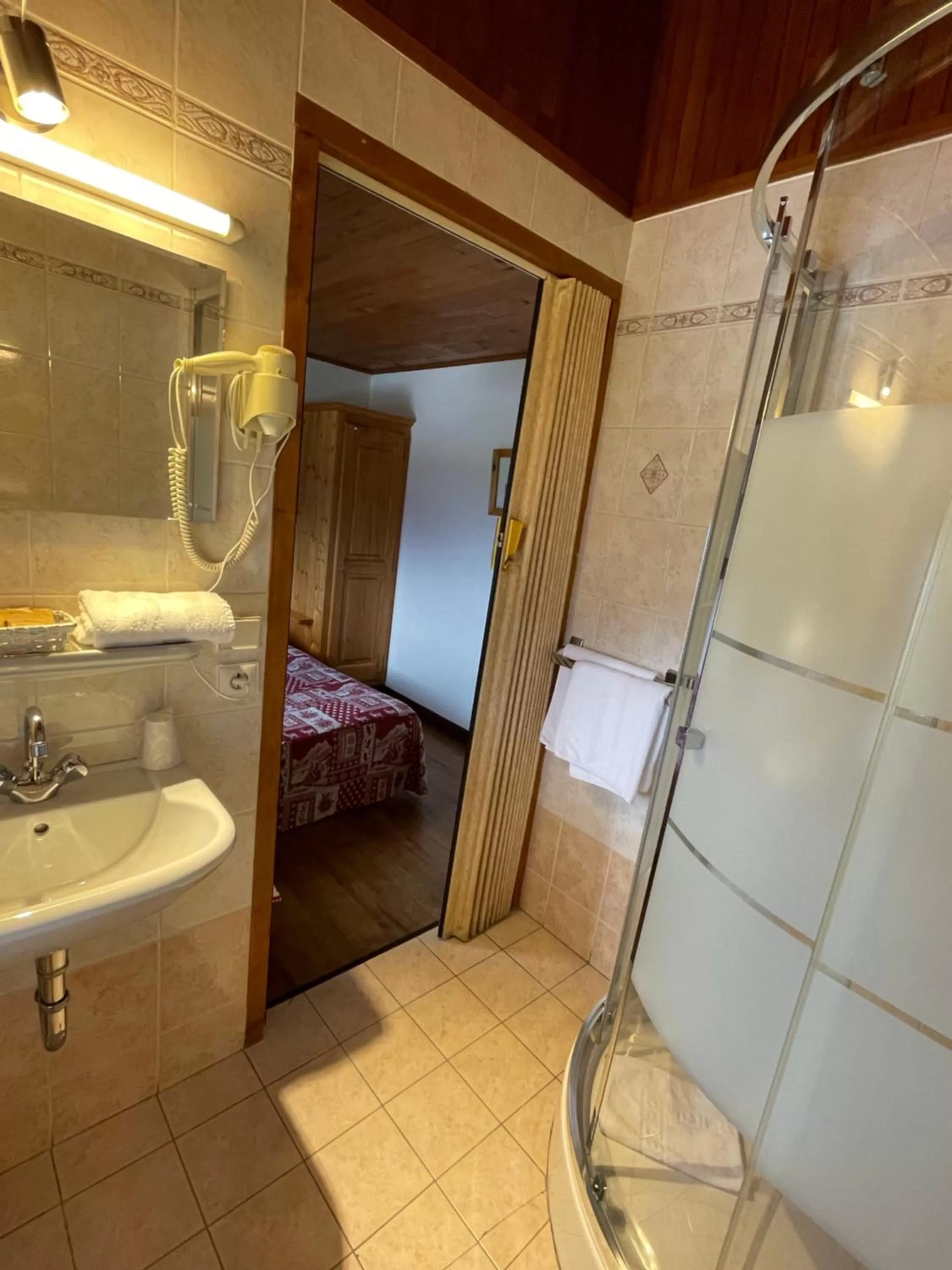 Bathroom in Hotel Les Granits