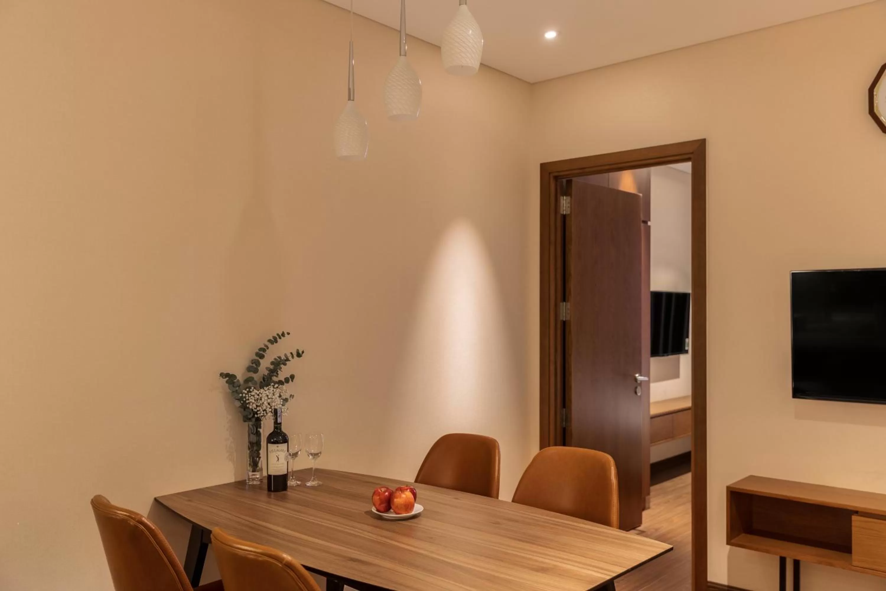 Dining area in DHTS Business Hotel & Apartment