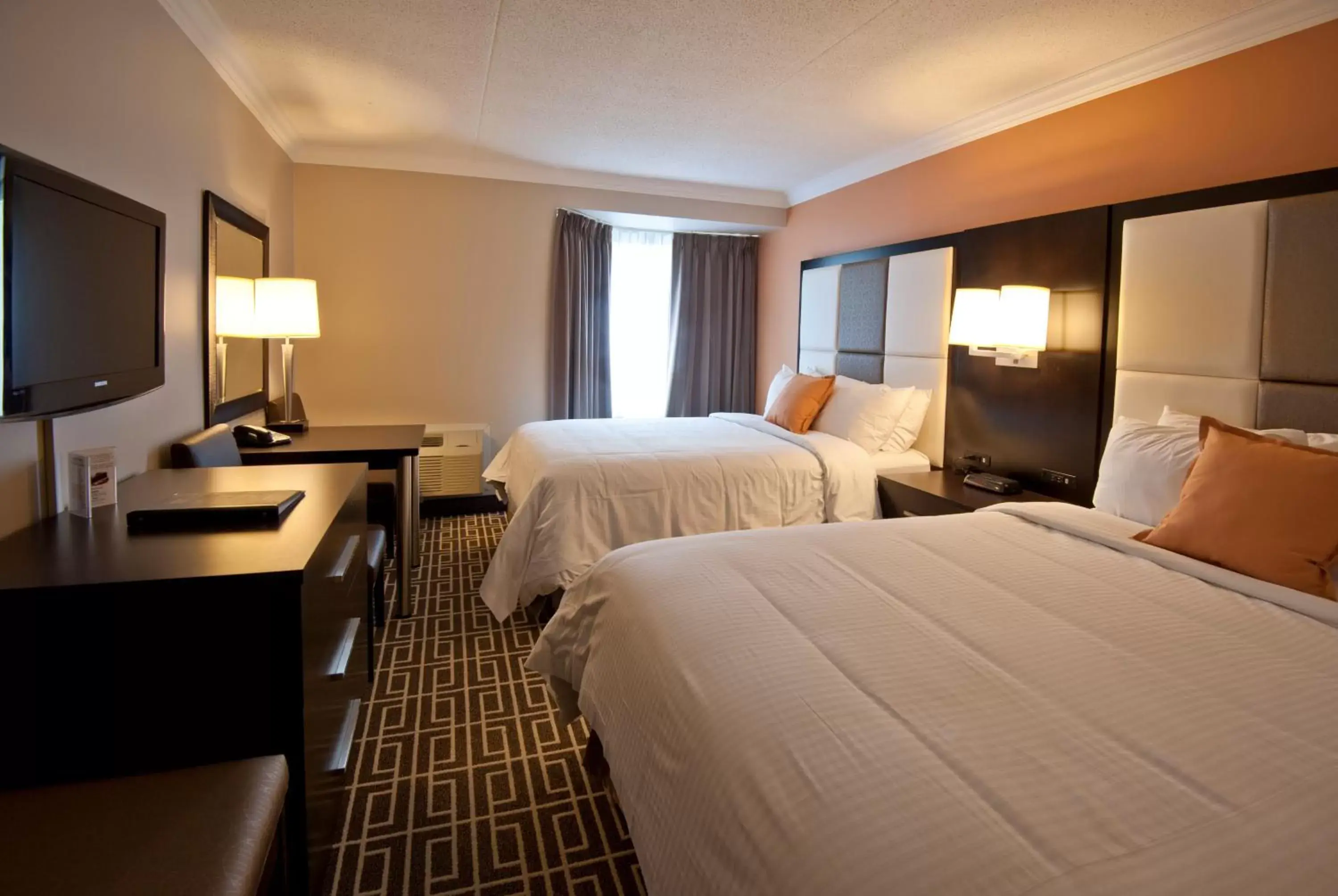 Queen Studio in Visitor's Inn Queen Studio in Visitor's Inn