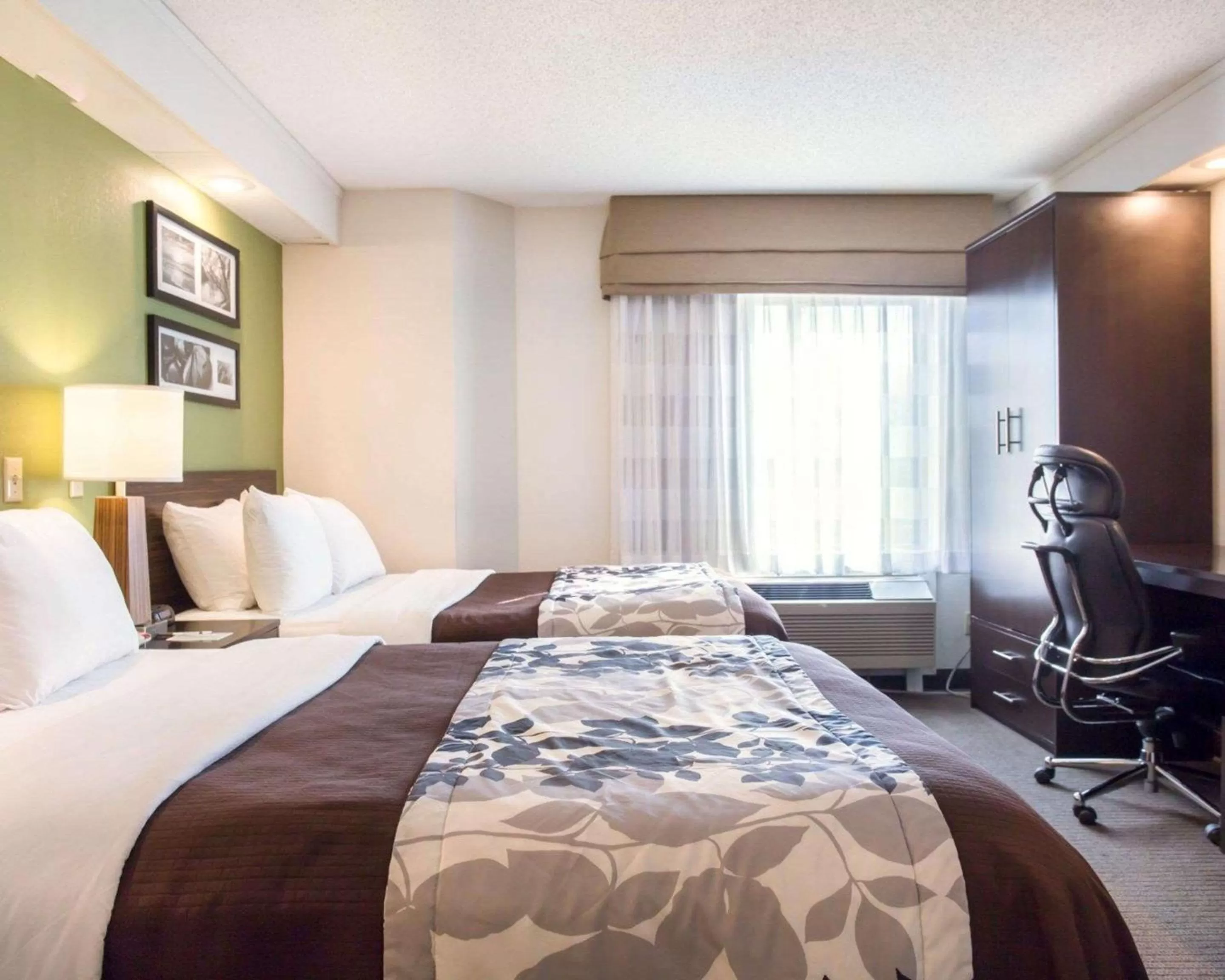 Photo of the whole room, Bed in Sleep Inn Nashville North - Downtown Area