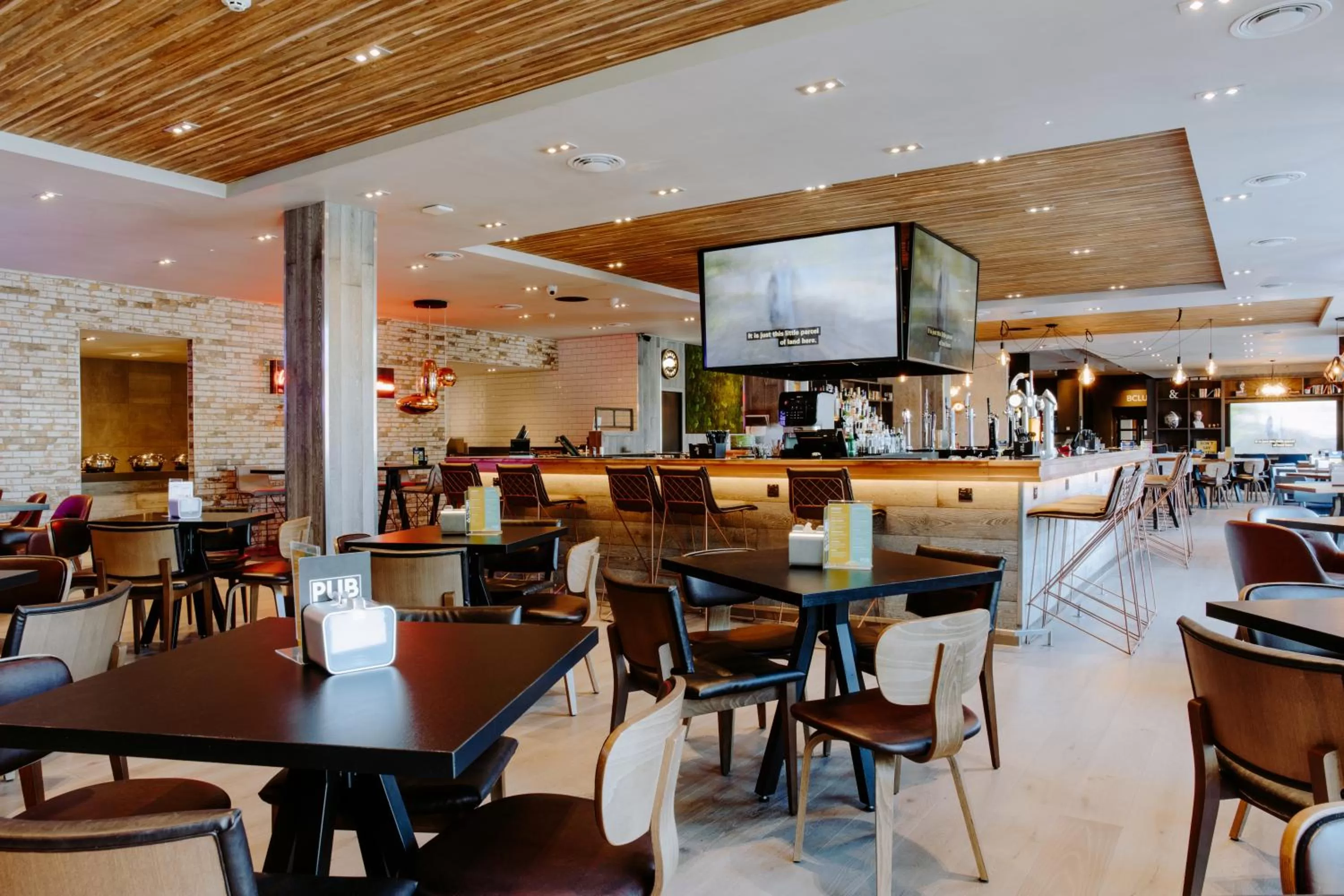 Restaurant/places to eat in Village Hotel Birmingham Walsall